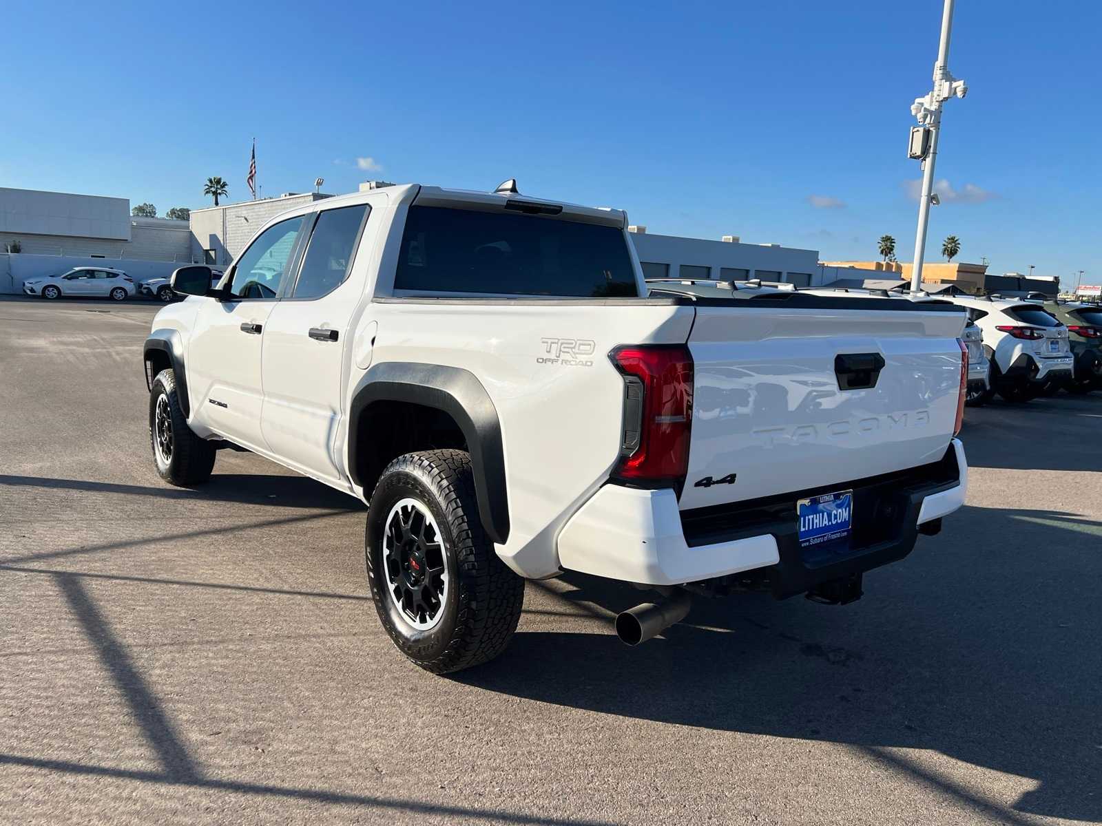 Thumbnail: 2024 Toyota Tacoma - 3