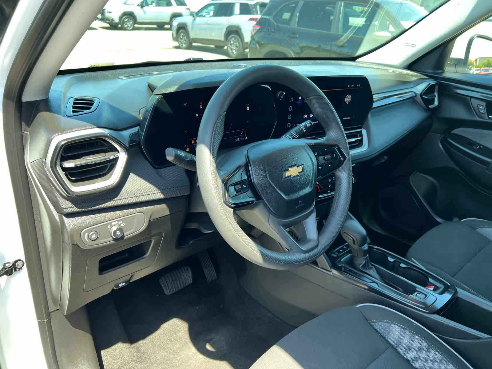 Thumbnail: 2025 Chevrolet TrailBlazer - 13