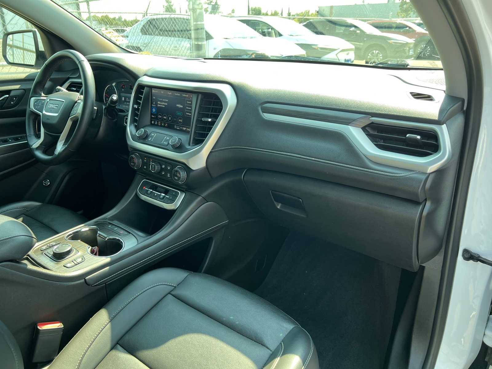 Thumbnail: 2023 GMC Acadia - 26
