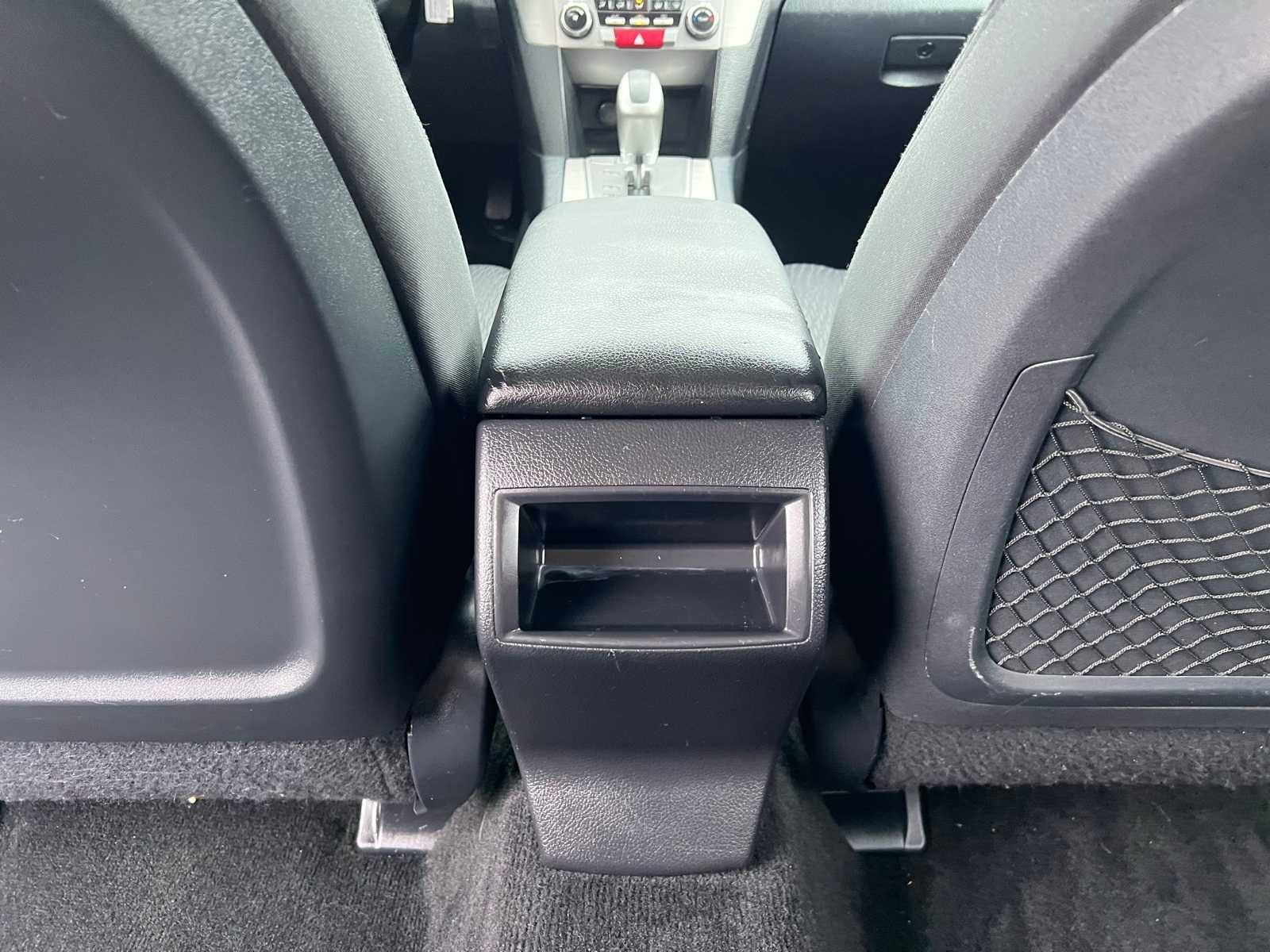 Thumbnail: 2011 Subaru Outback - 32