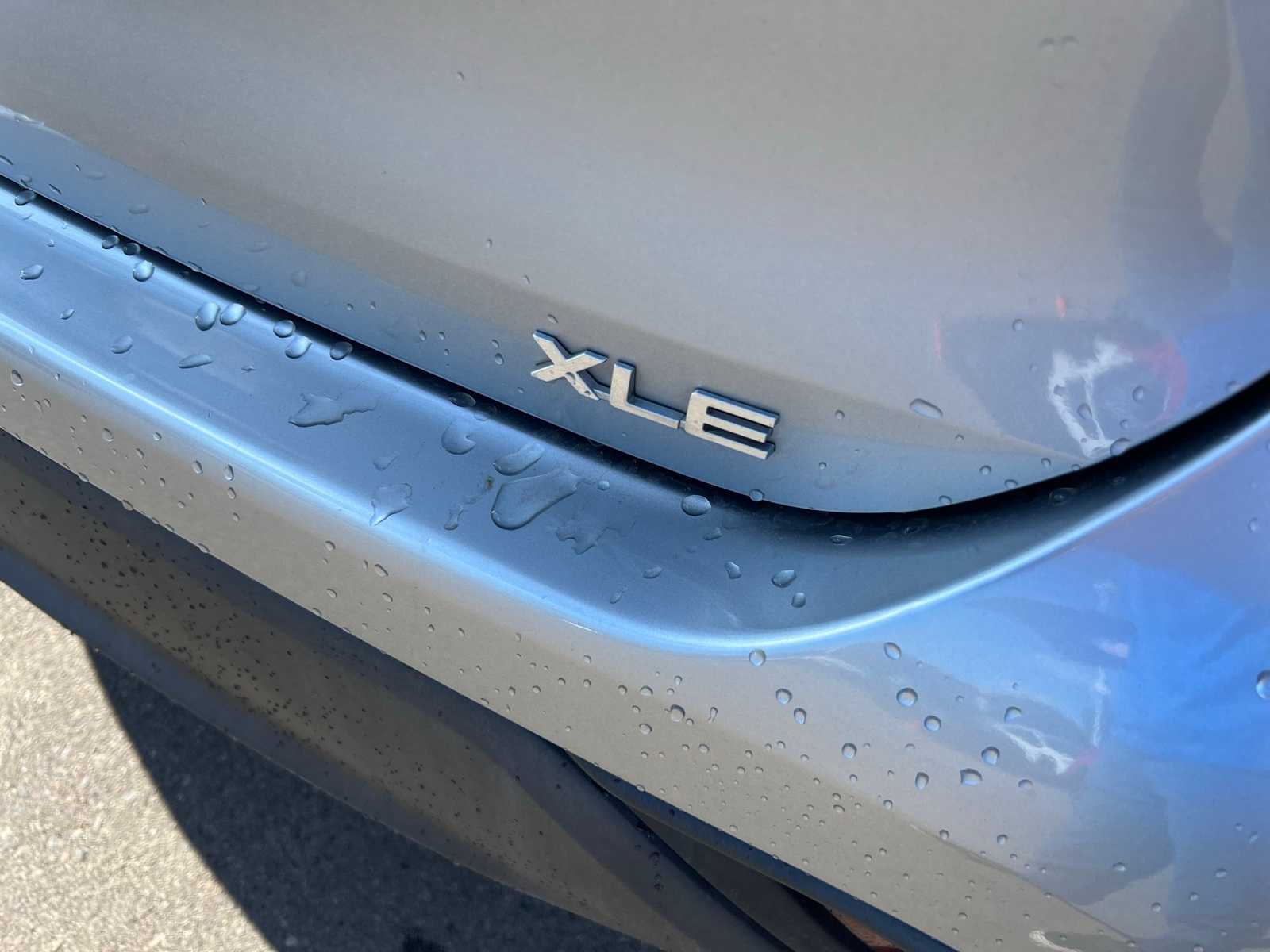 Thumbnail: 2021 Toyota Highlander - 7