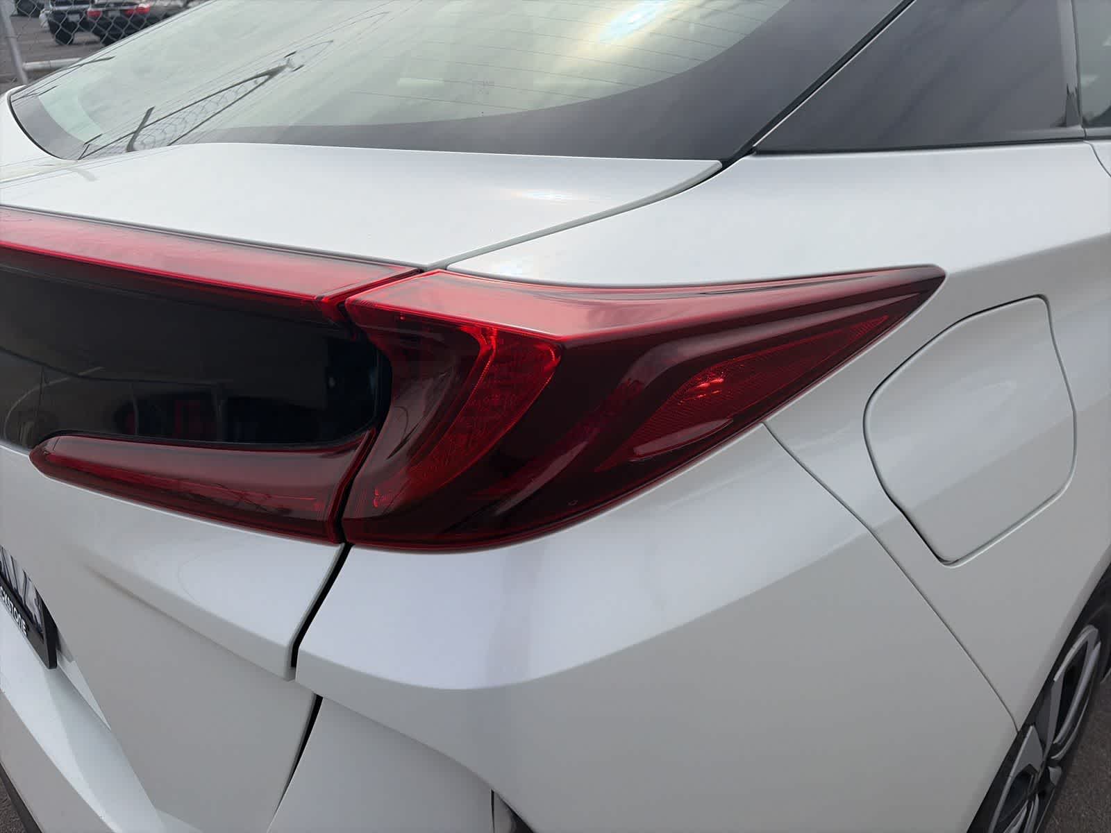 Thumbnail: 2018 Toyota Prius Prime - 15