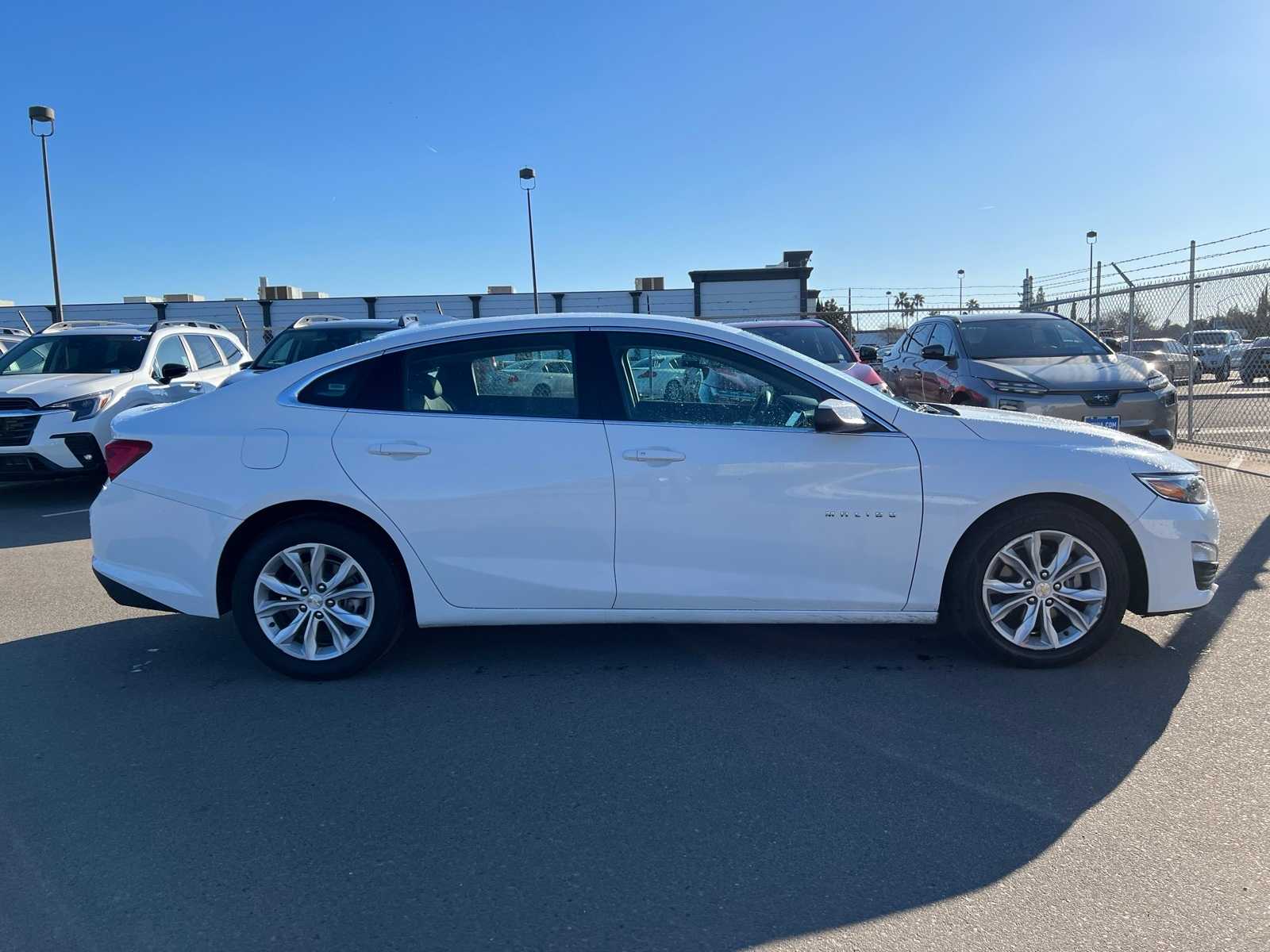 Thumbnail: 2023 Chevrolet Malibu - 10