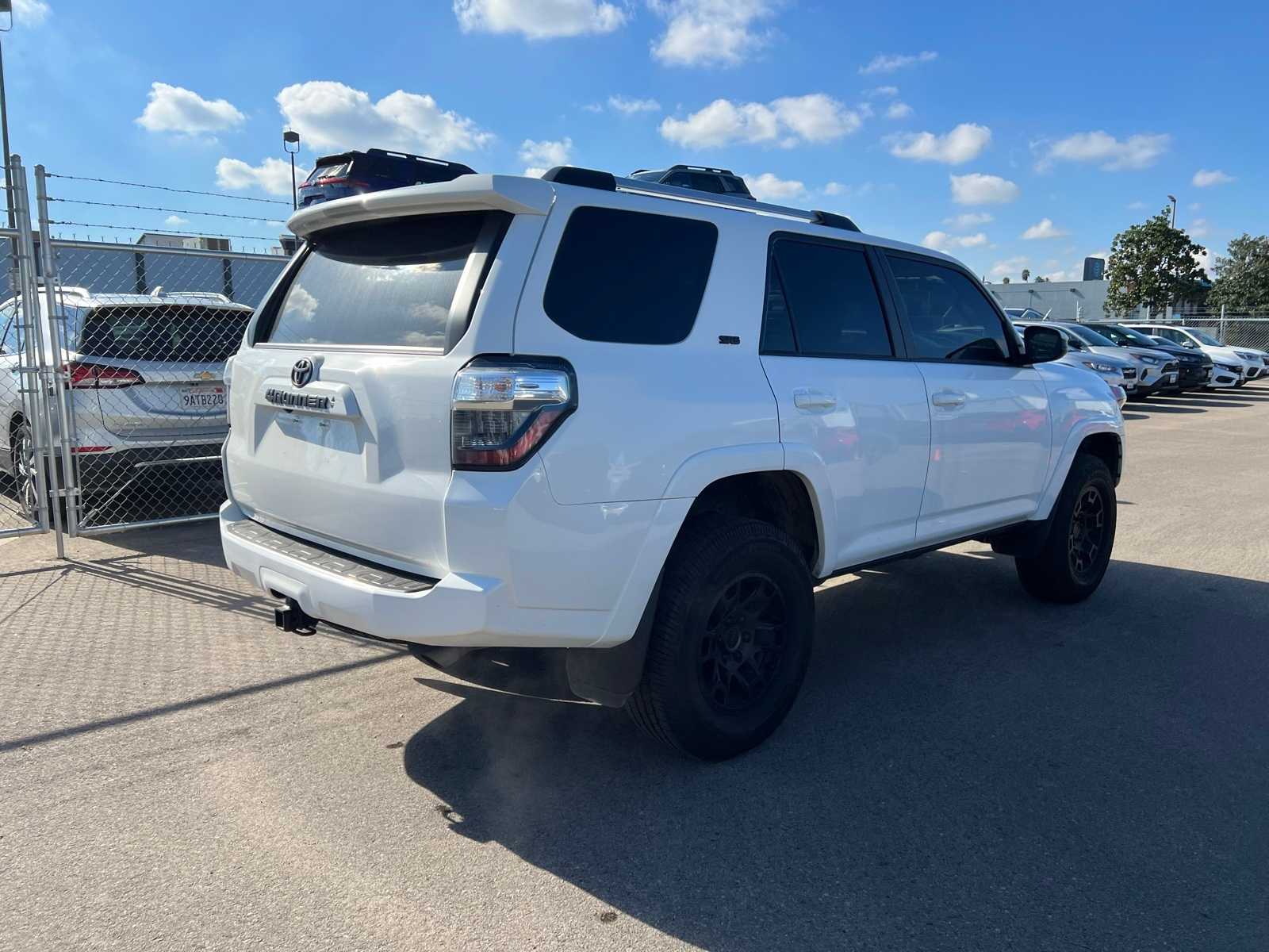 Thumbnail: 2024 Toyota 4Runner - 7