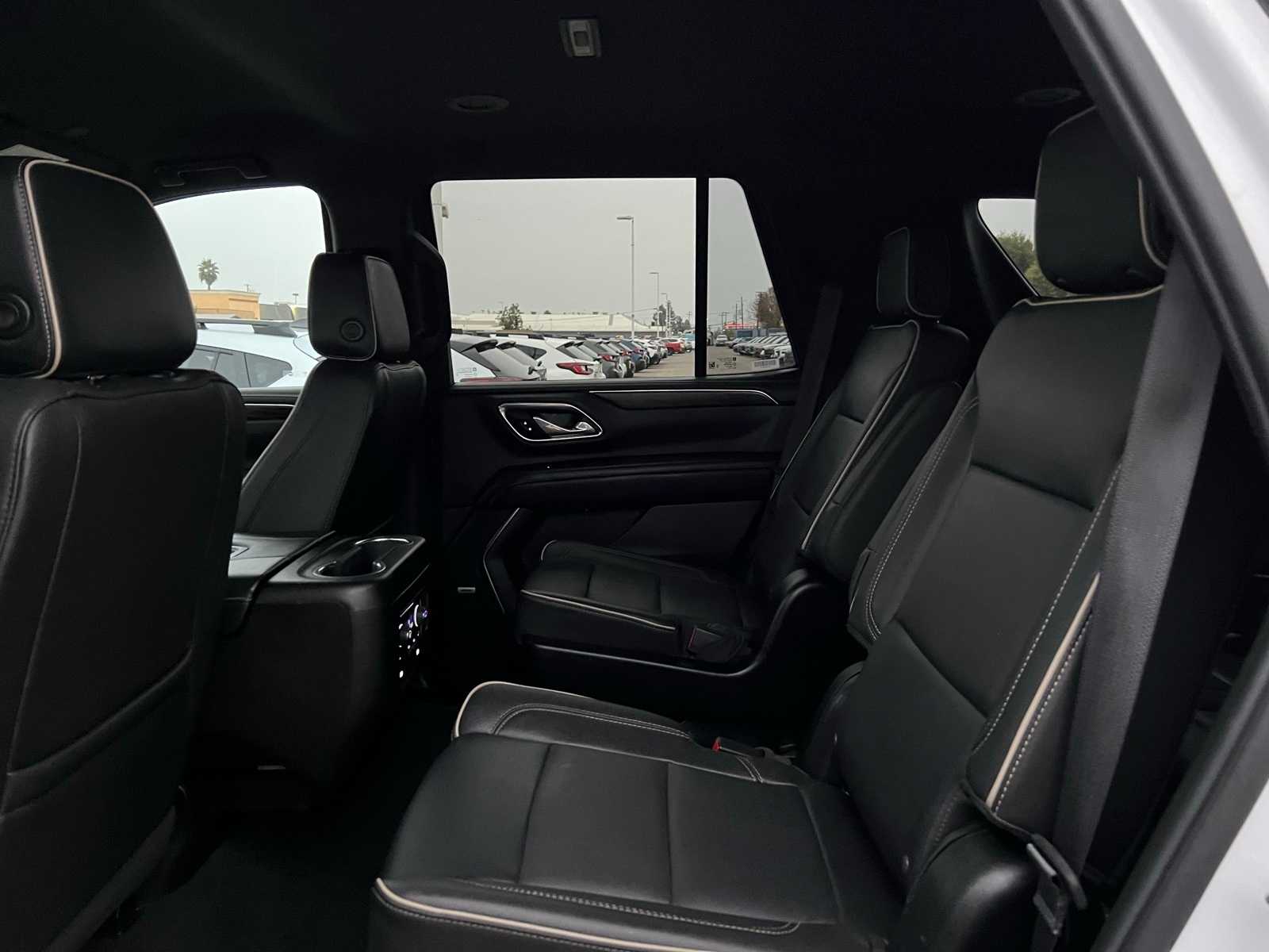 Thumbnail: 2024 Chevrolet Tahoe - 18