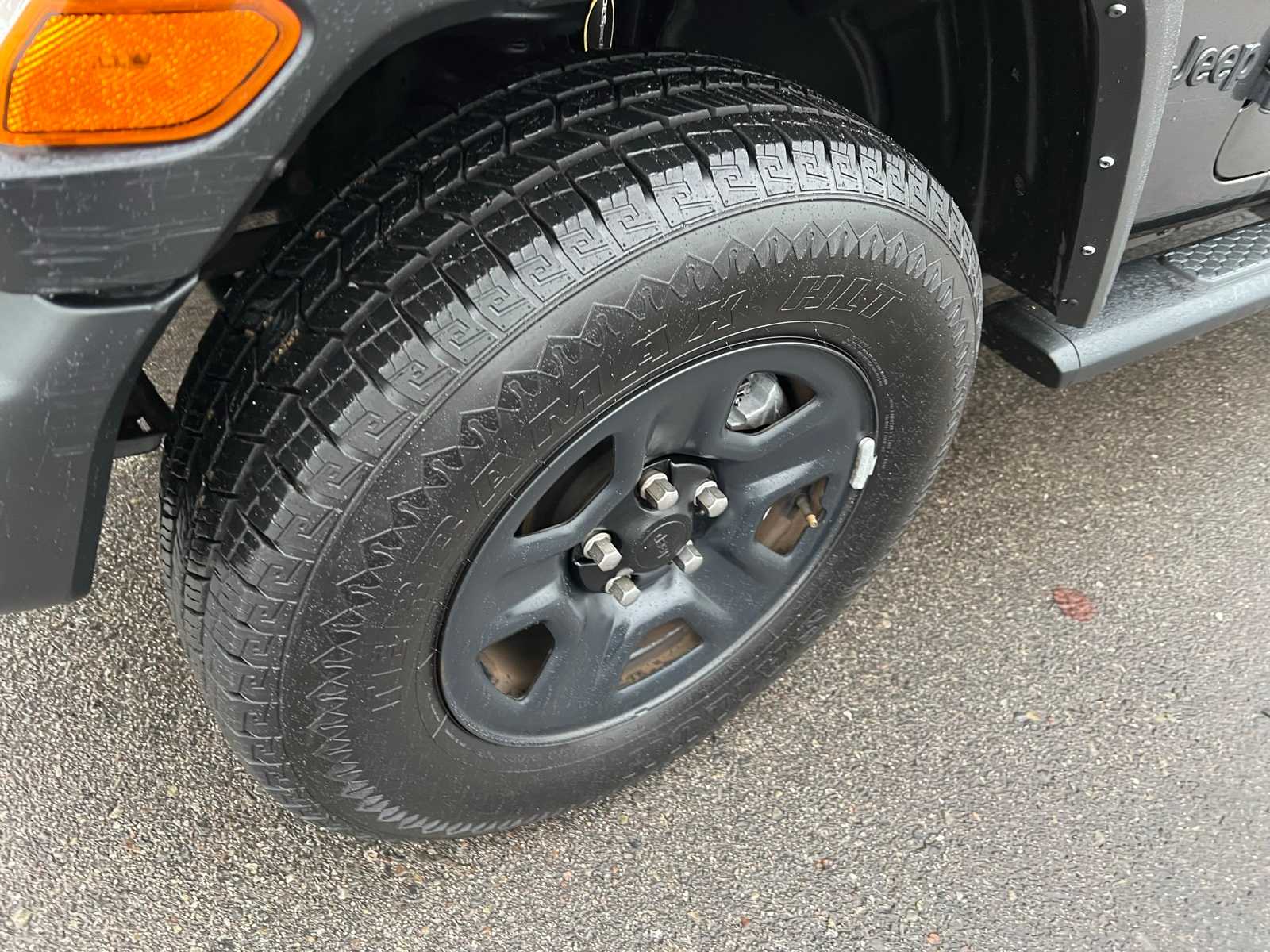 Thumbnail: 2022 Jeep Wrangler - 10