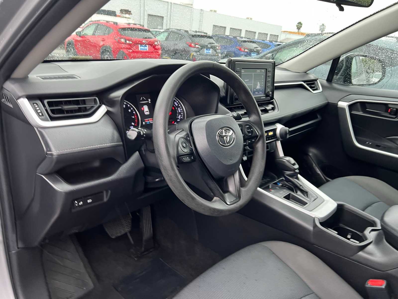 Thumbnail: 2022 Toyota RAV4 - 14