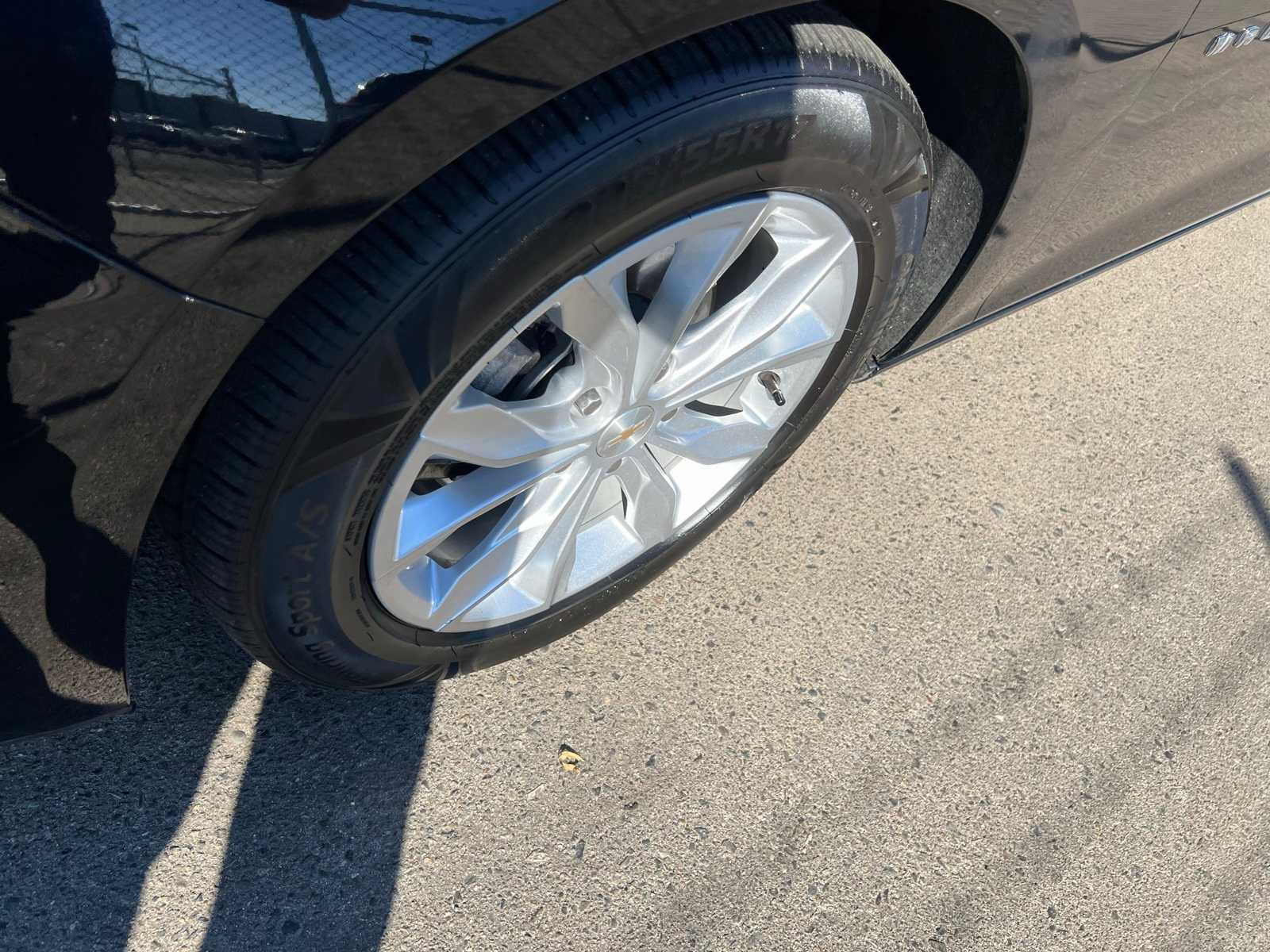 Thumbnail: 2023 Chevrolet Malibu - 13