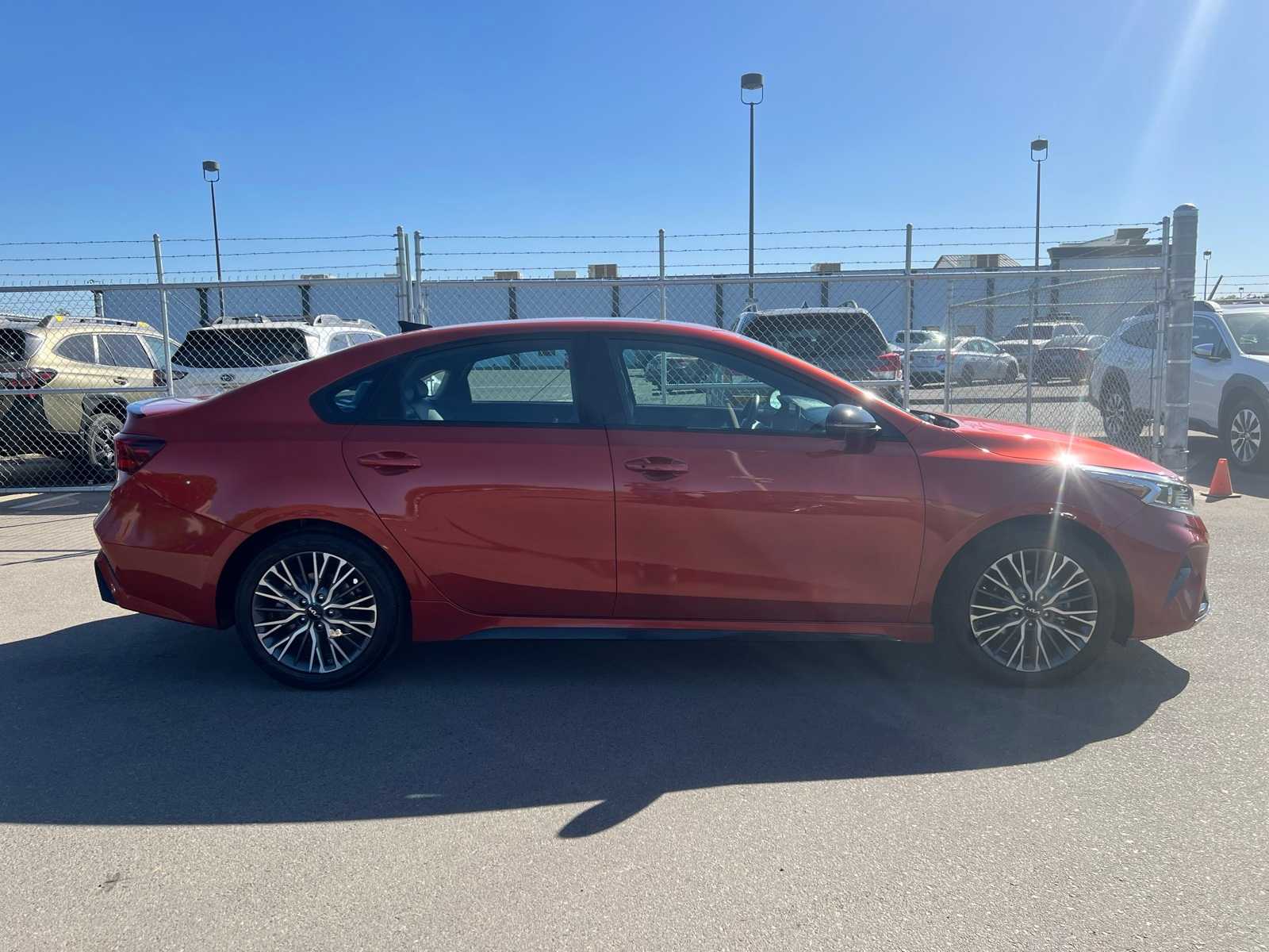 Thumbnail: 2023 Kia Forte - 9