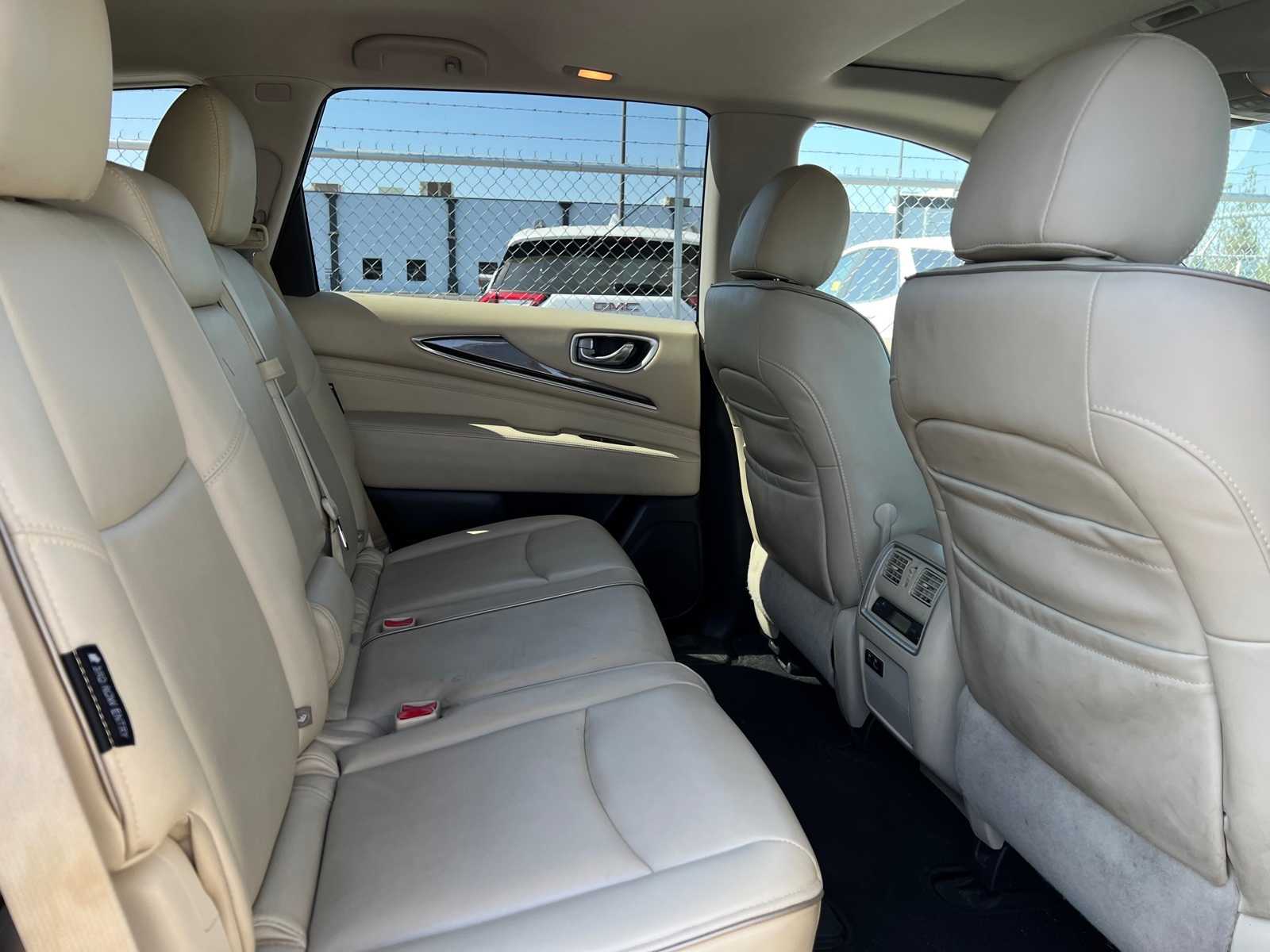 2019 INFINITI QX60 Pure 23