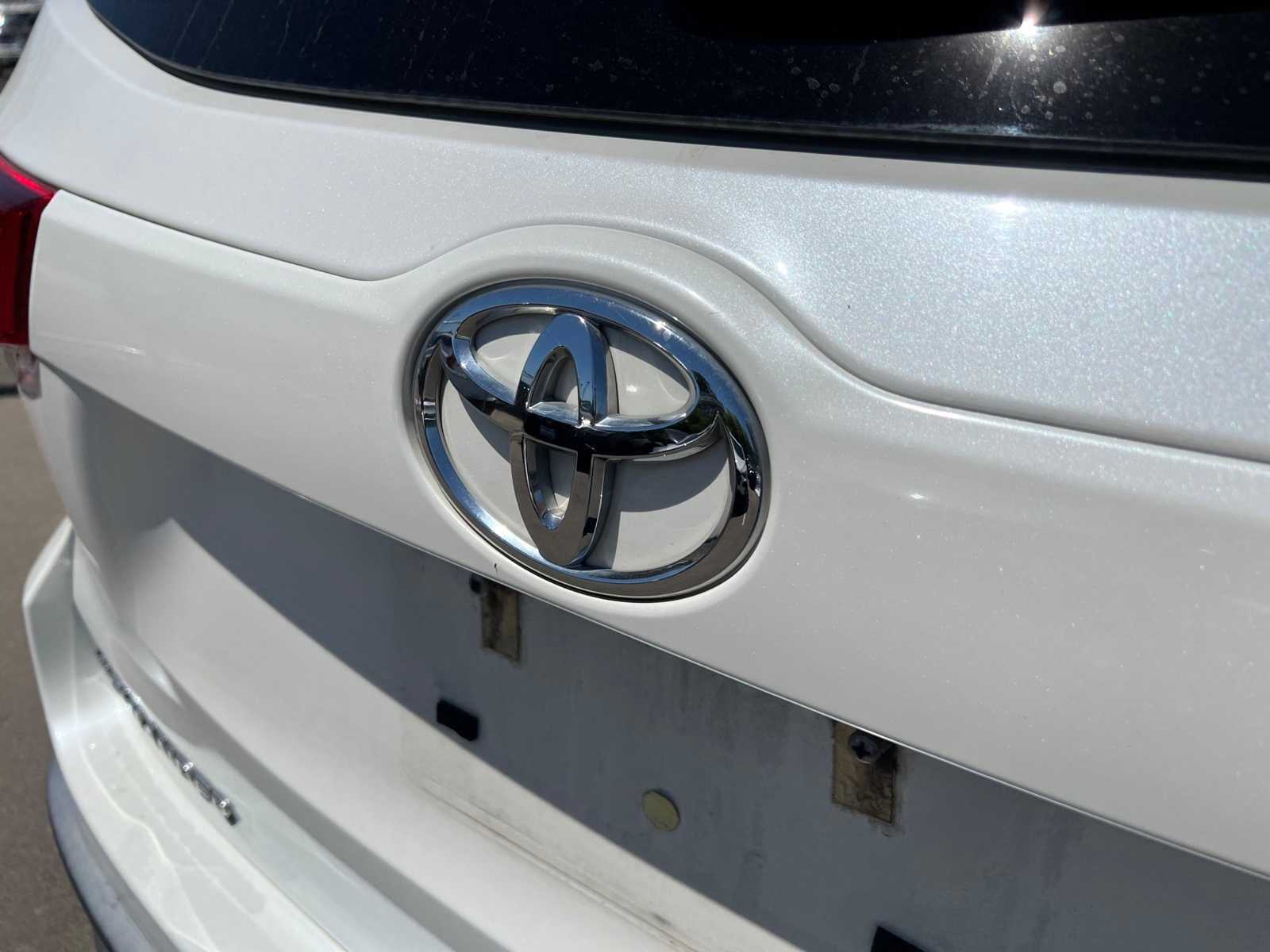 Thumbnail: 2019 Toyota Highlander - 6