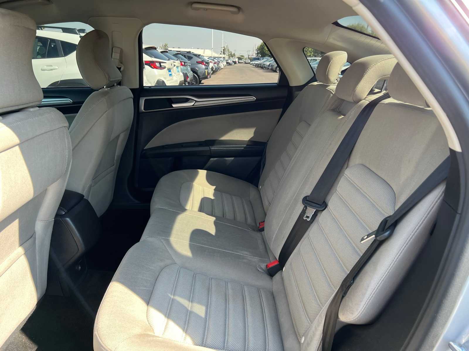 Thumbnail: 2018 Ford Fusion - 18