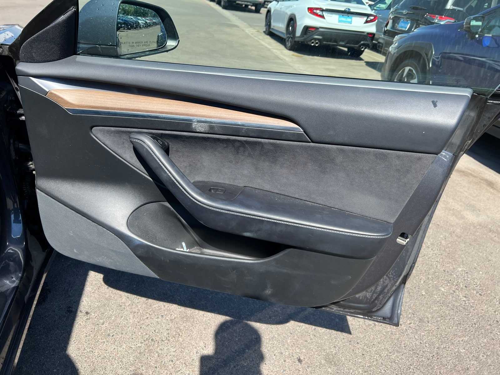 Thumbnail: 2021 Tesla Model 3 - 27