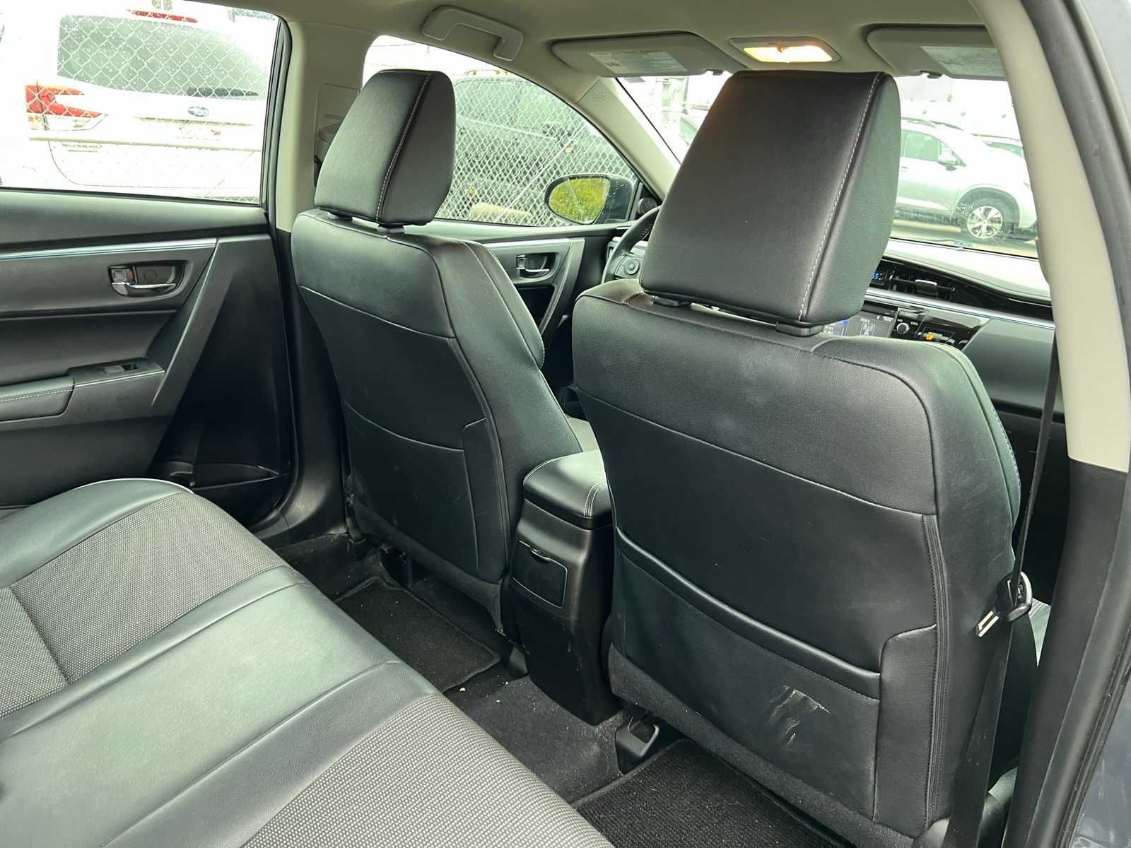 Thumbnail: 2015 Toyota Corolla - 22