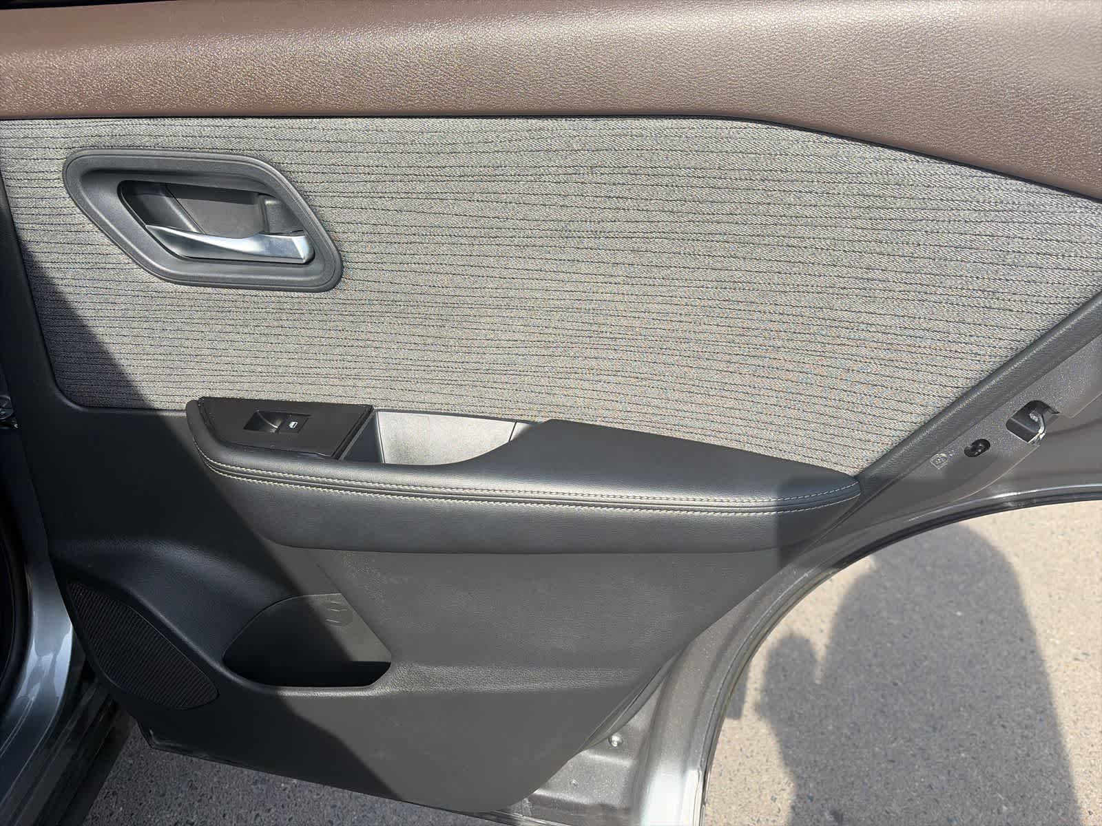 Thumbnail: 2023 Nissan Rogue - 10