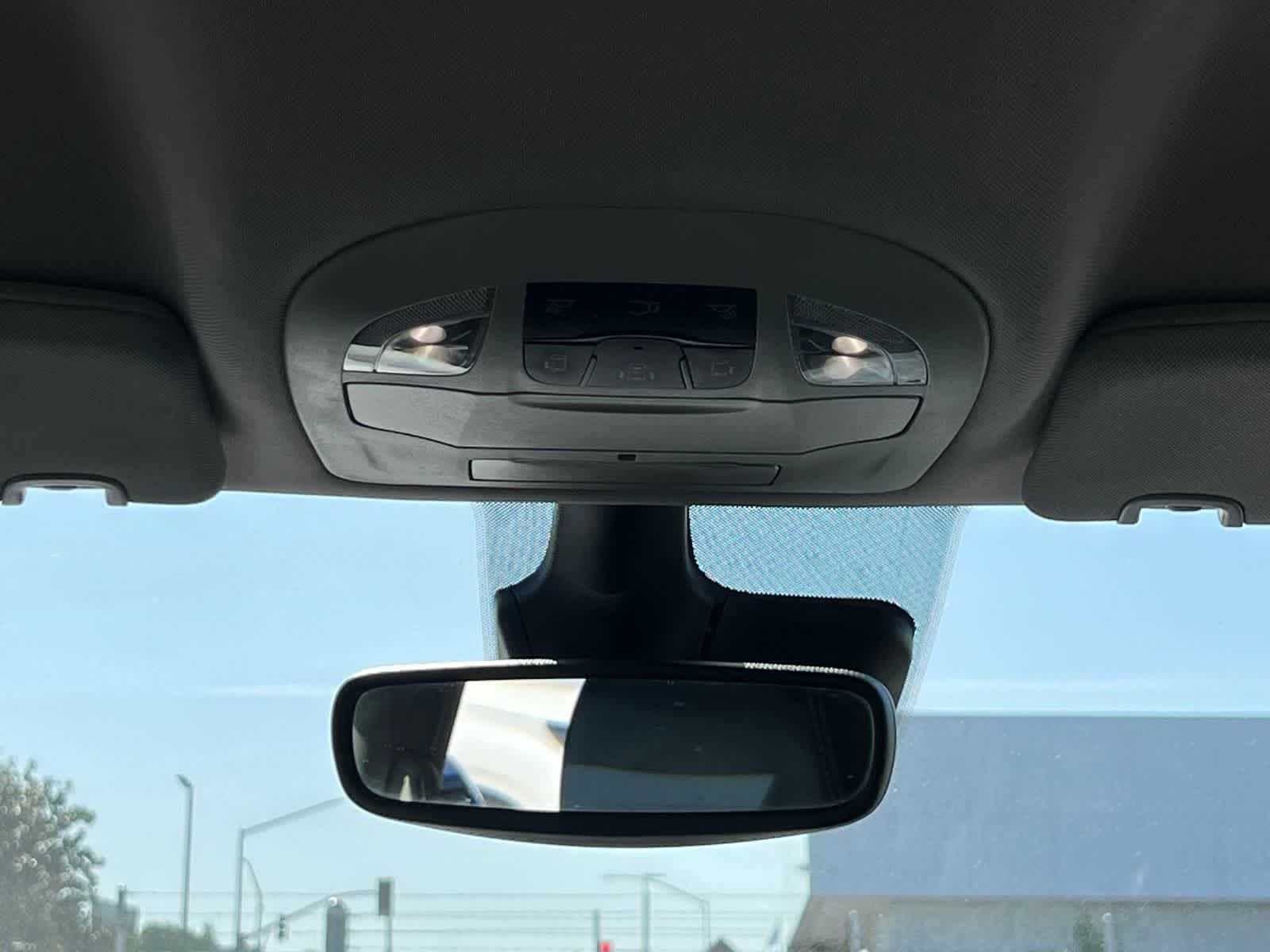 Thumbnail: 2023 Chrysler Pacifica - 29