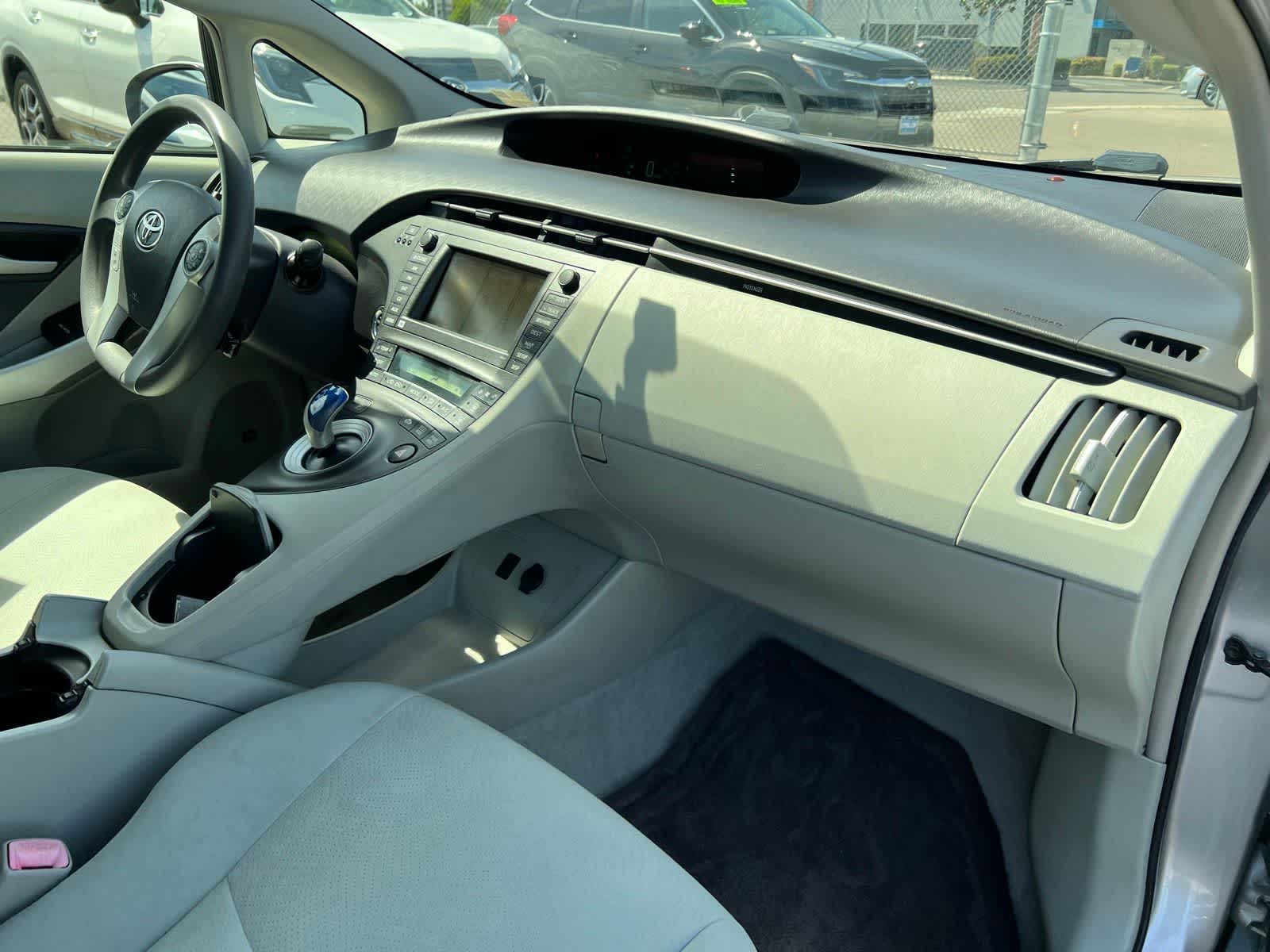 Thumbnail: 2010 Toyota Prius - 26