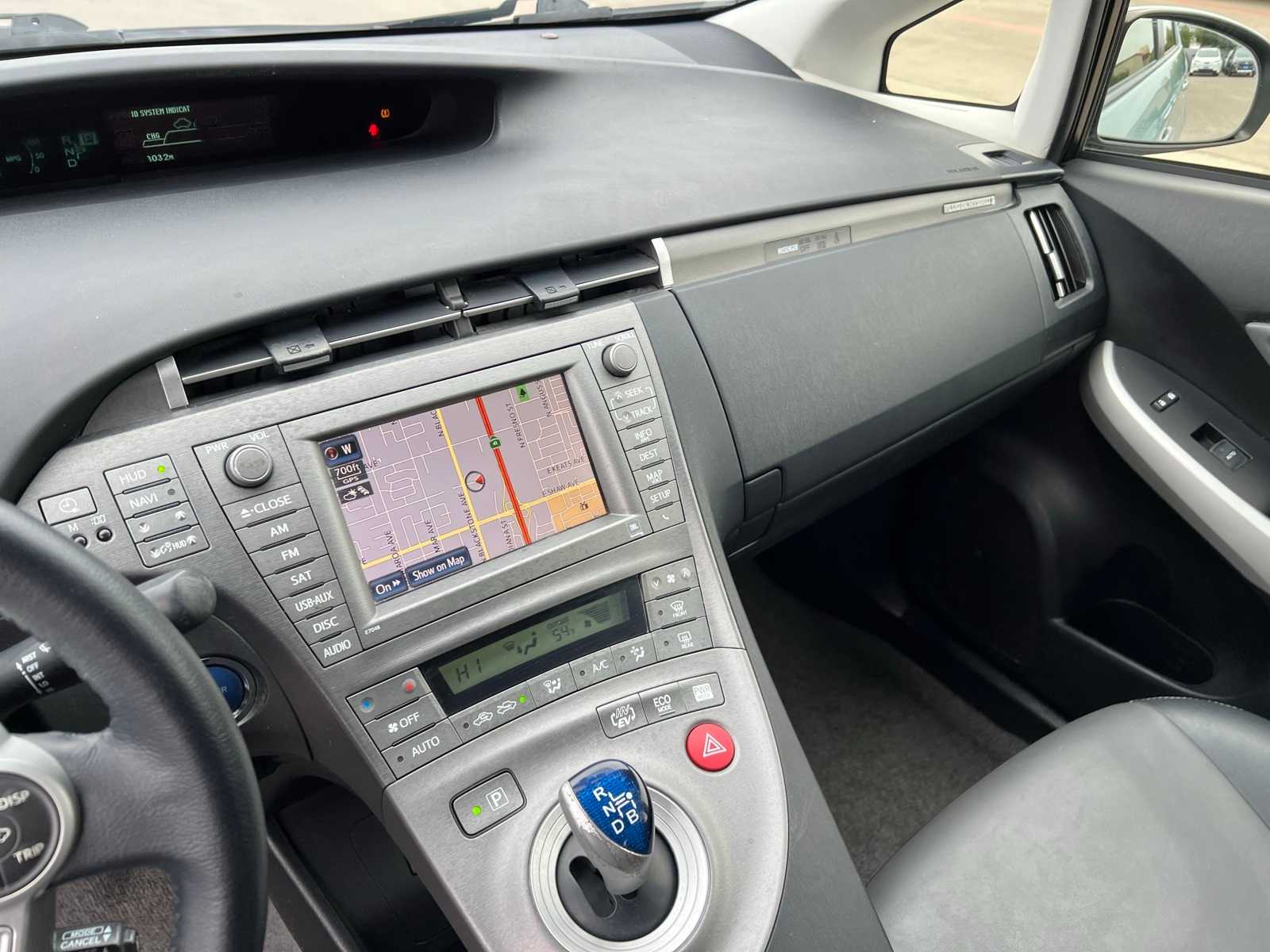 Thumbnail: 2012 Toyota Prius - 38