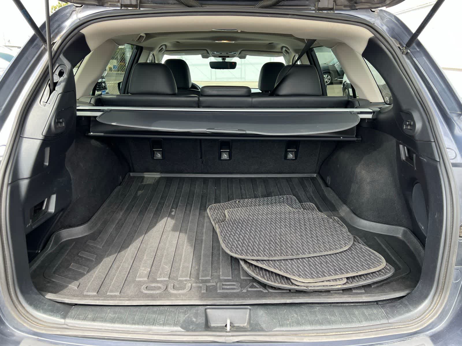 Thumbnail: 2017 Subaru Outback - 8