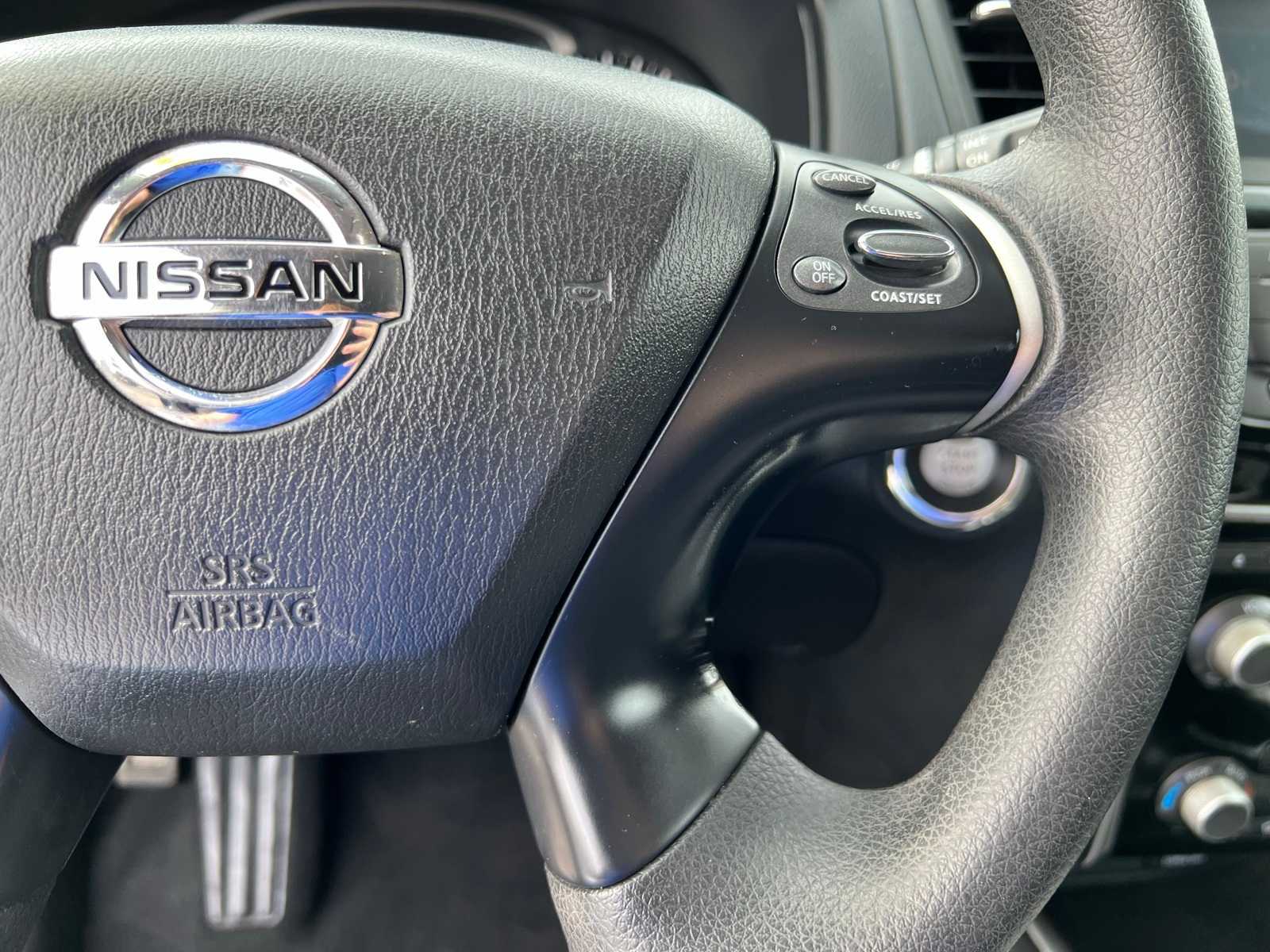 Thumbnail: 2020 Nissan Pathfinder - 35