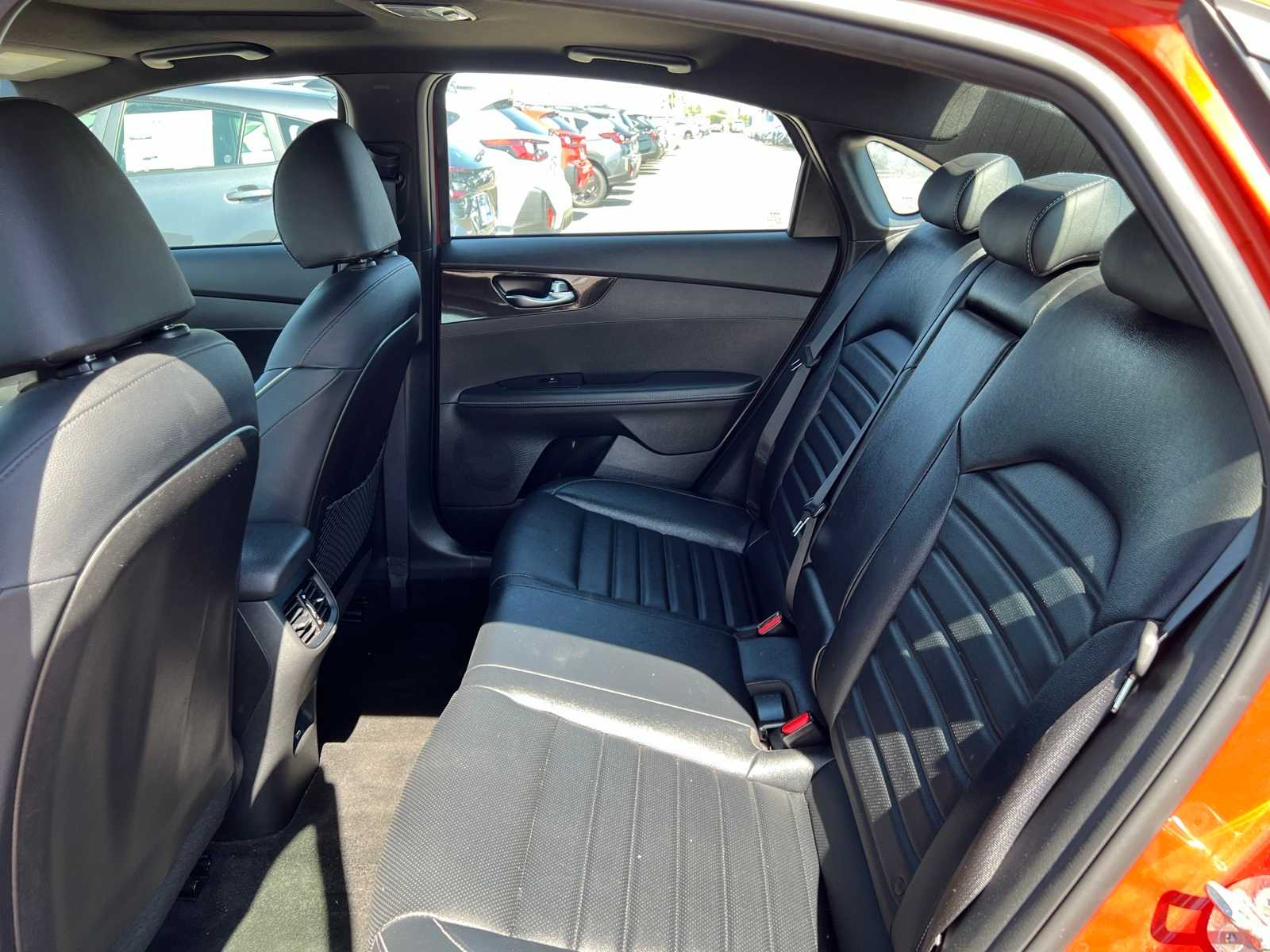 Thumbnail: 2023 Kia Forte - 19