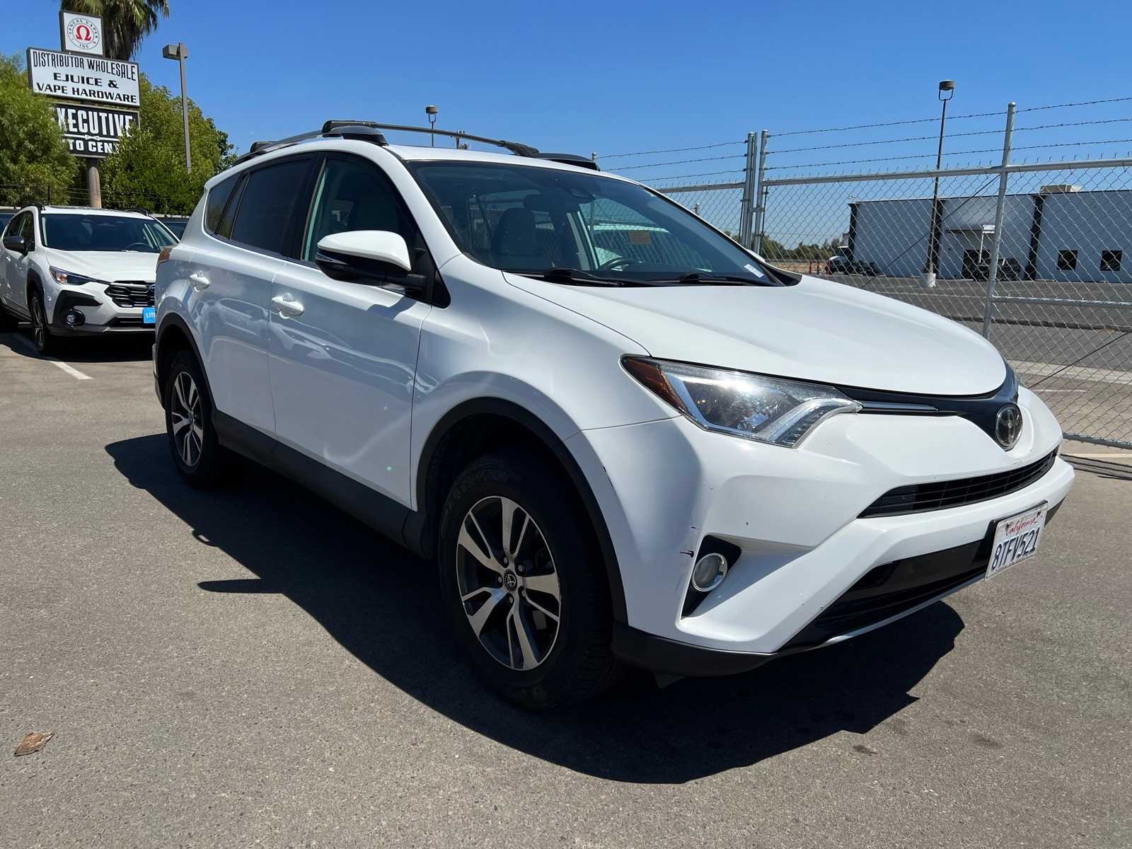 Thumbnail: 2017 Toyota RAV4 - 11