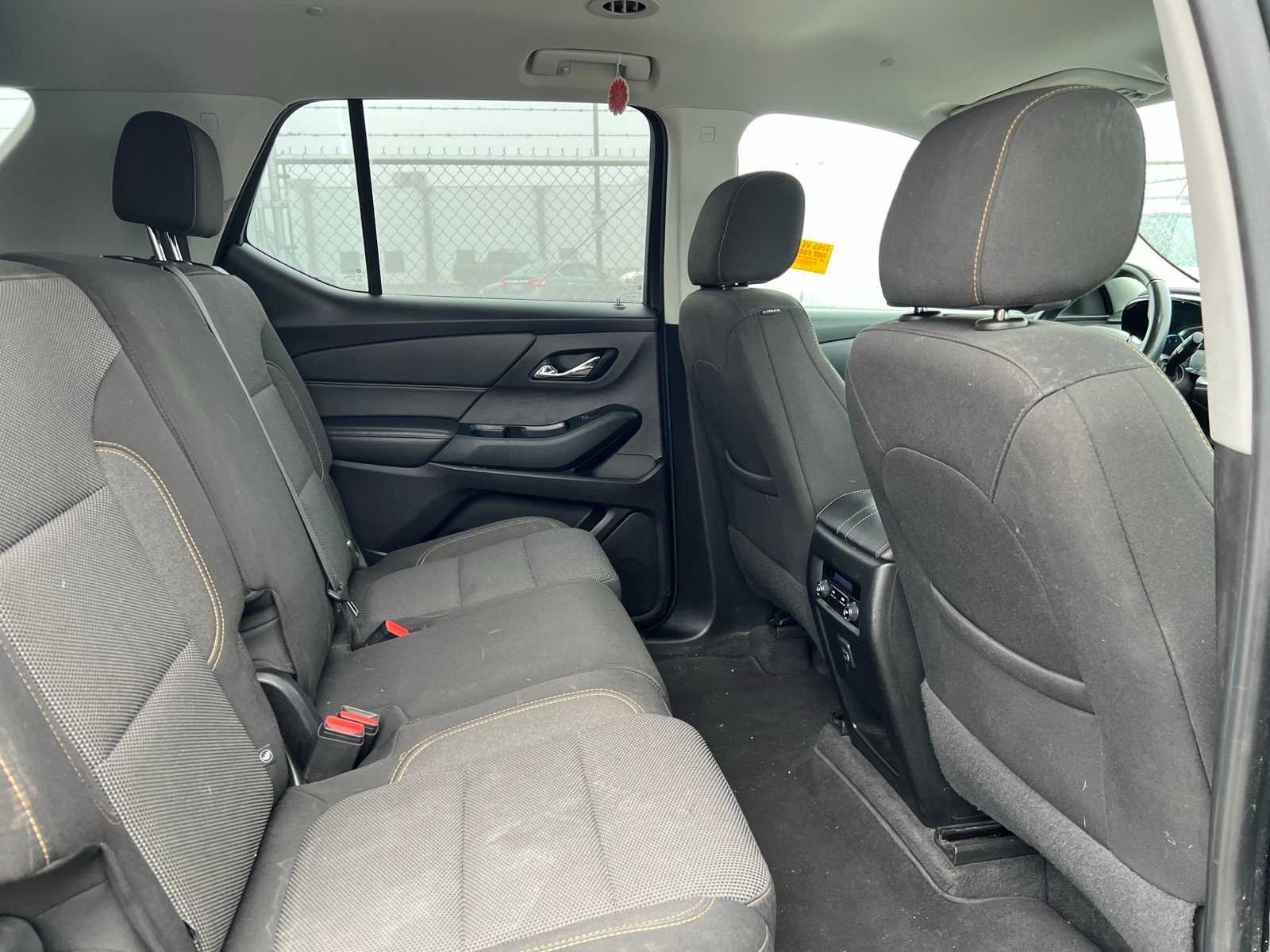 Thumbnail: 2019 Chevrolet Traverse - 23