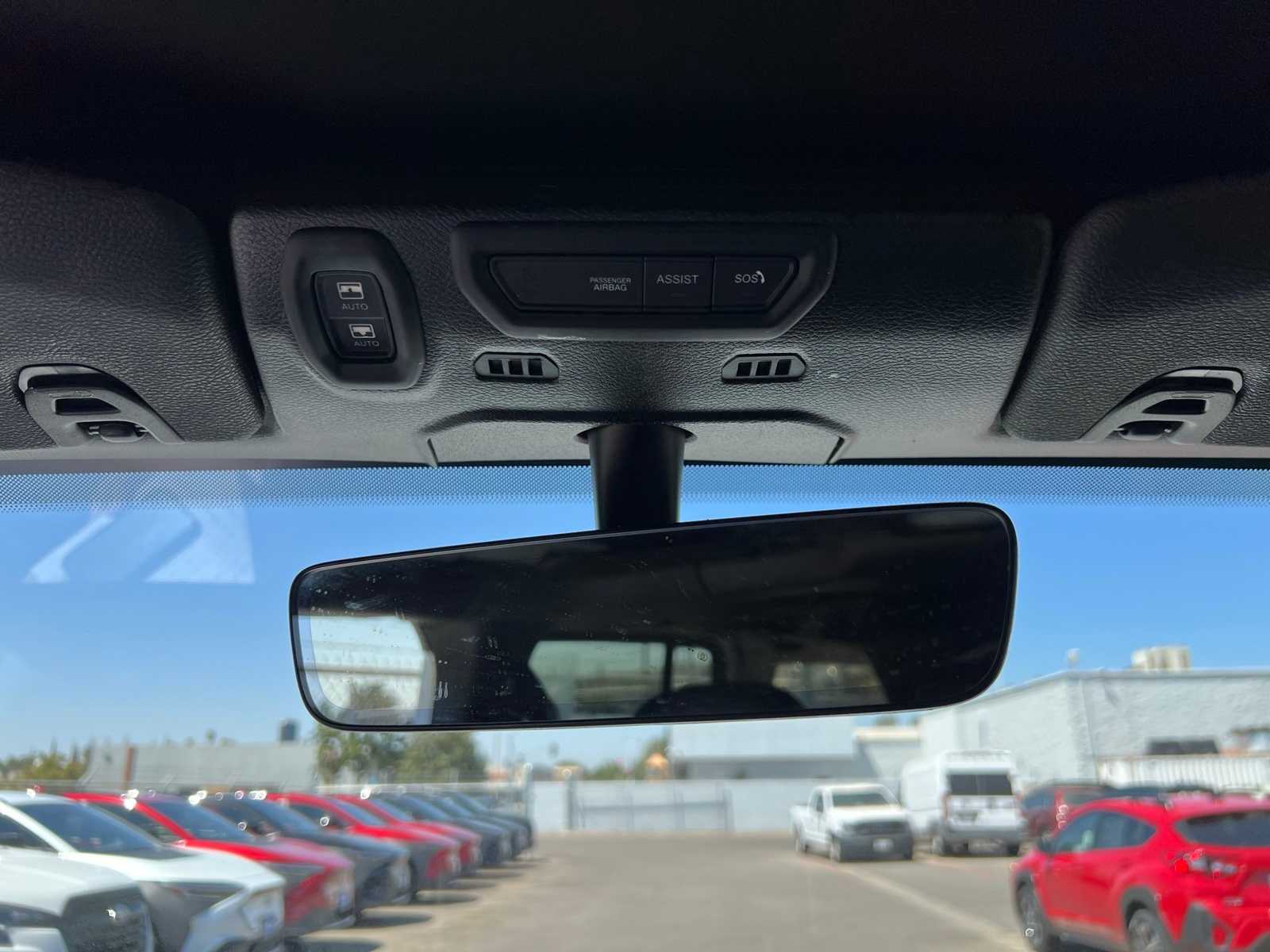 Thumbnail: 2021 Jeep Wrangler - 32