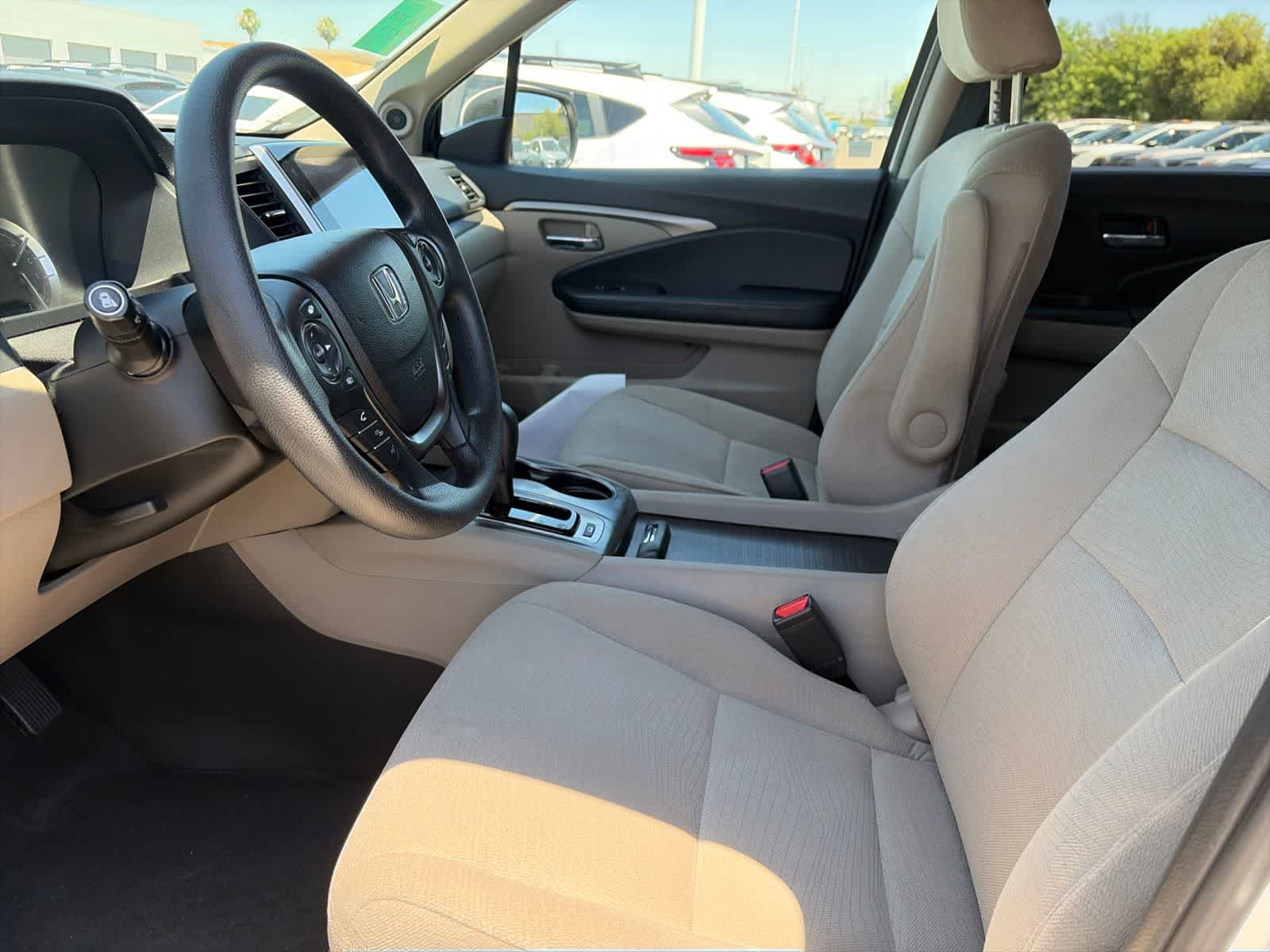 Thumbnail: 2018 Honda Pilot - 26