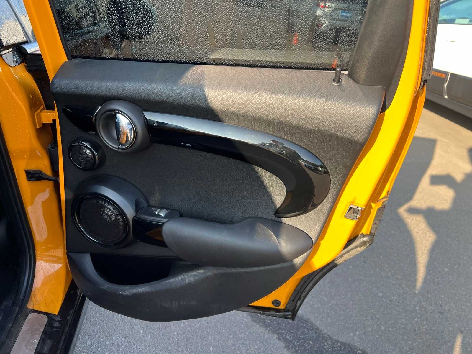 Thumbnail: 2017 MINI Cooper Hardtop - 23