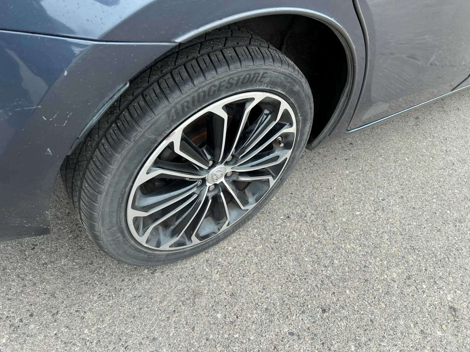 Thumbnail: 2015 Toyota Corolla - 21