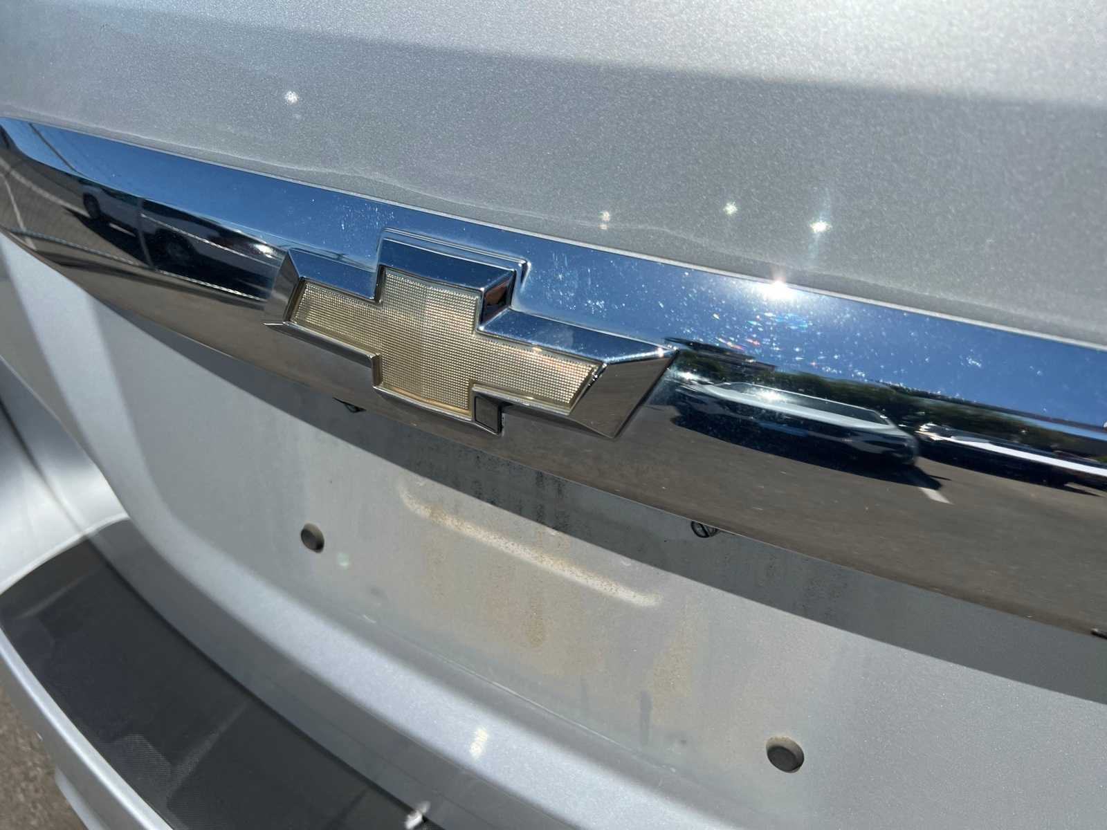 Thumbnail: 2015 Chevrolet Equinox - 4