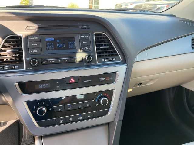 Thumbnail: 2015 Hyundai Sonata - 36
