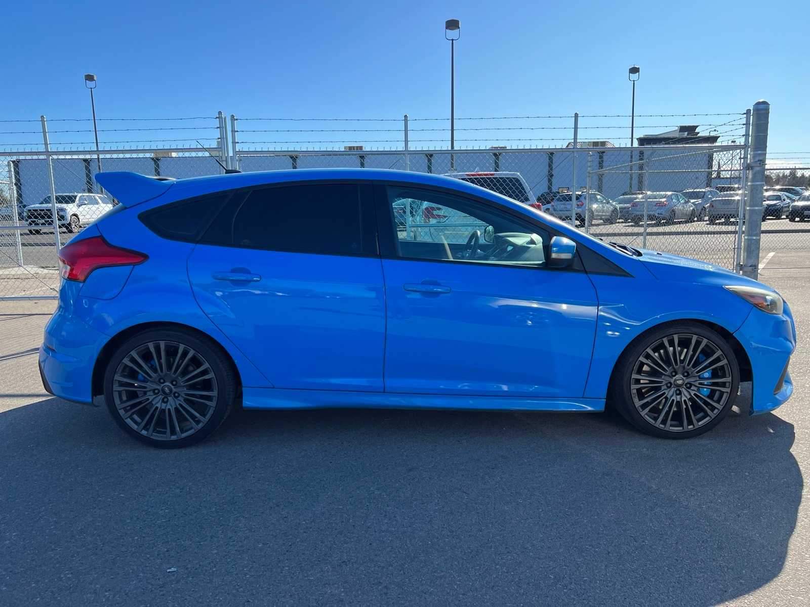 Thumbnail: 2017 Ford Focus - 10