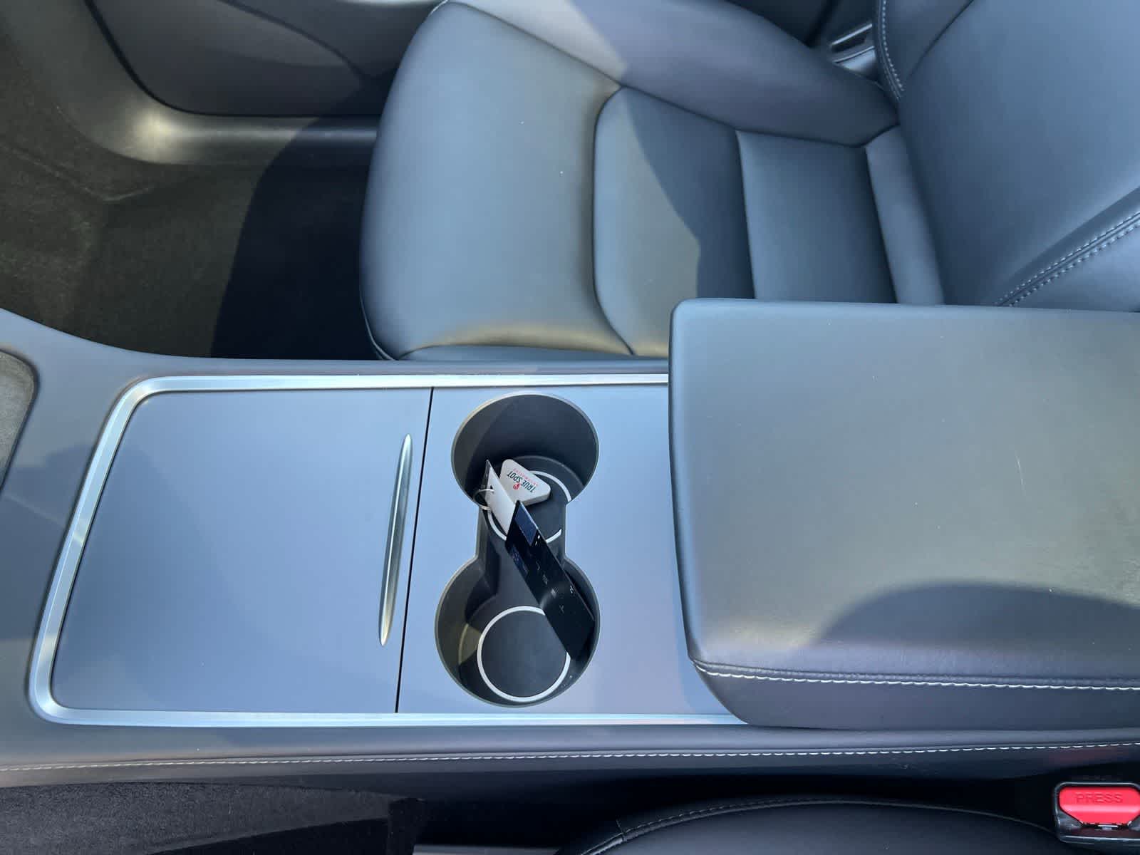 Thumbnail: 2025 Tesla Model Y - 38