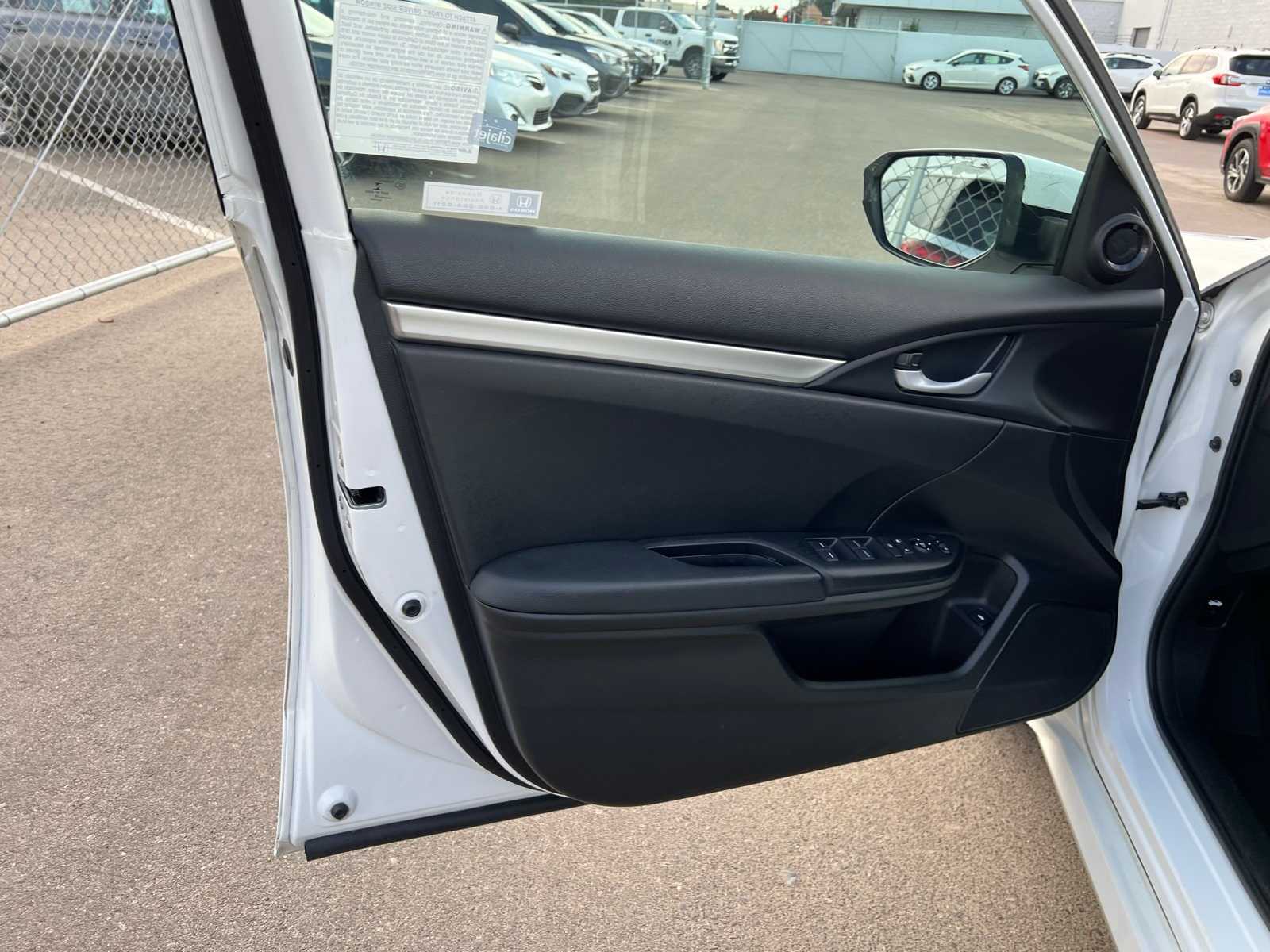 Thumbnail: 2019 Honda Civic - 16