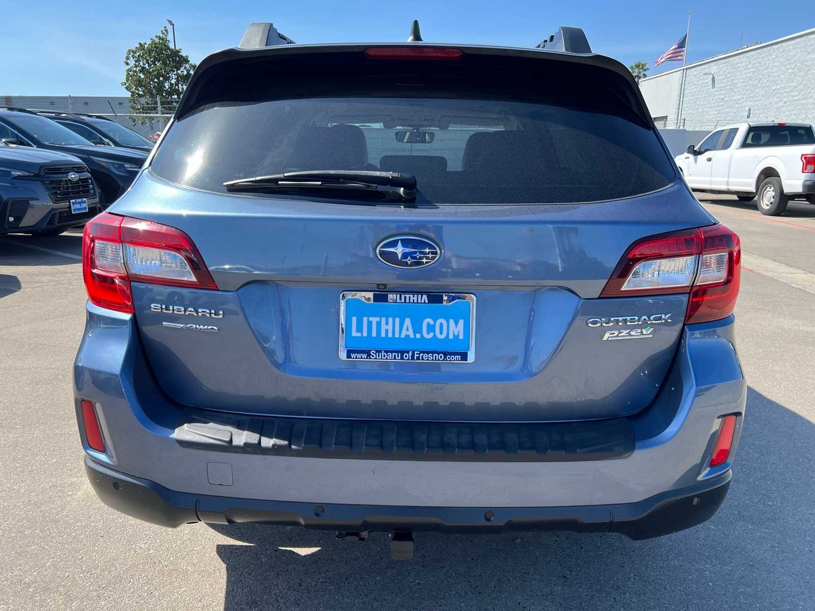 Thumbnail: 2017 Subaru Outback - 4