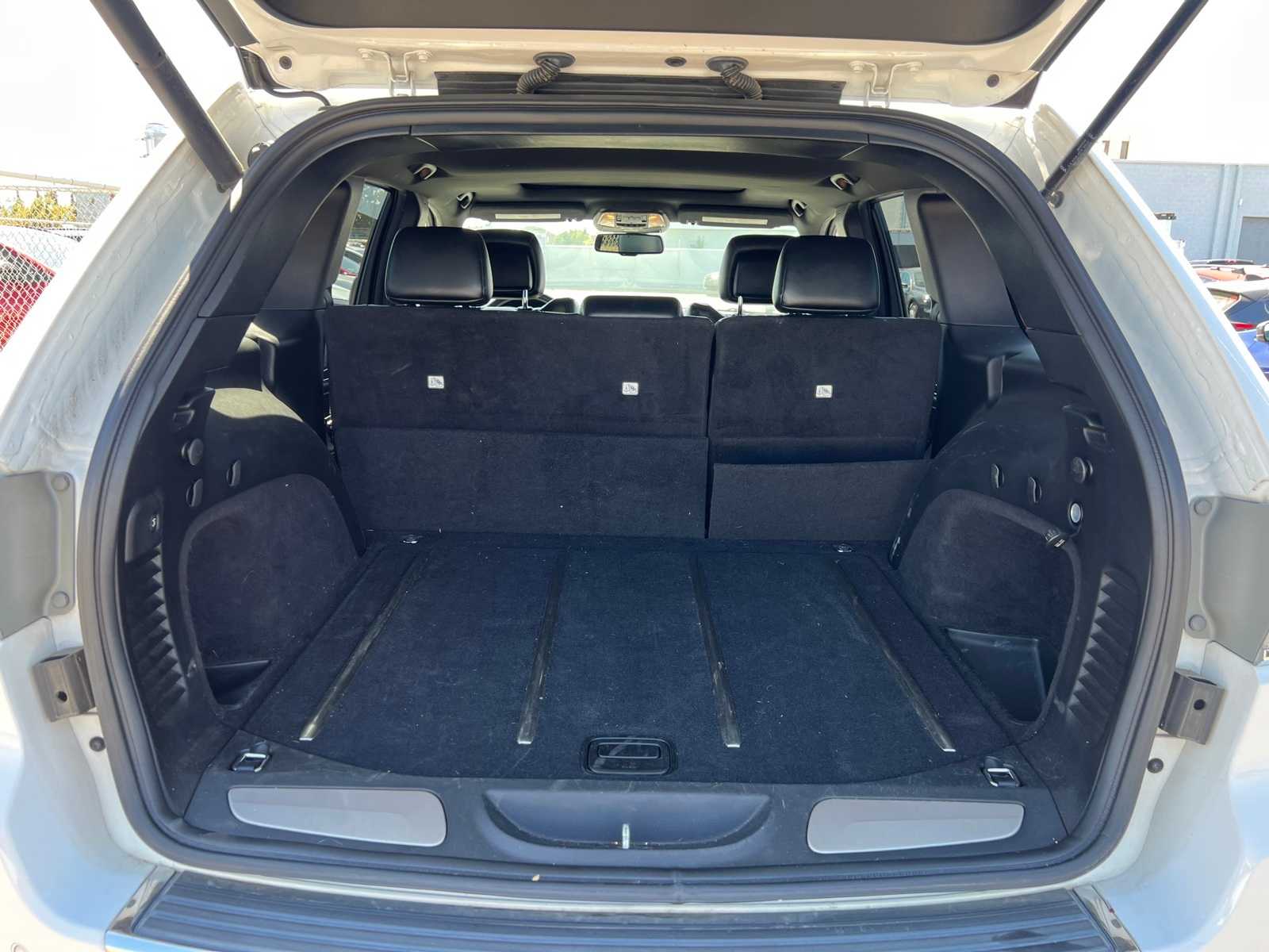 Thumbnail: 2015 Jeep Grand Cherokee - 7