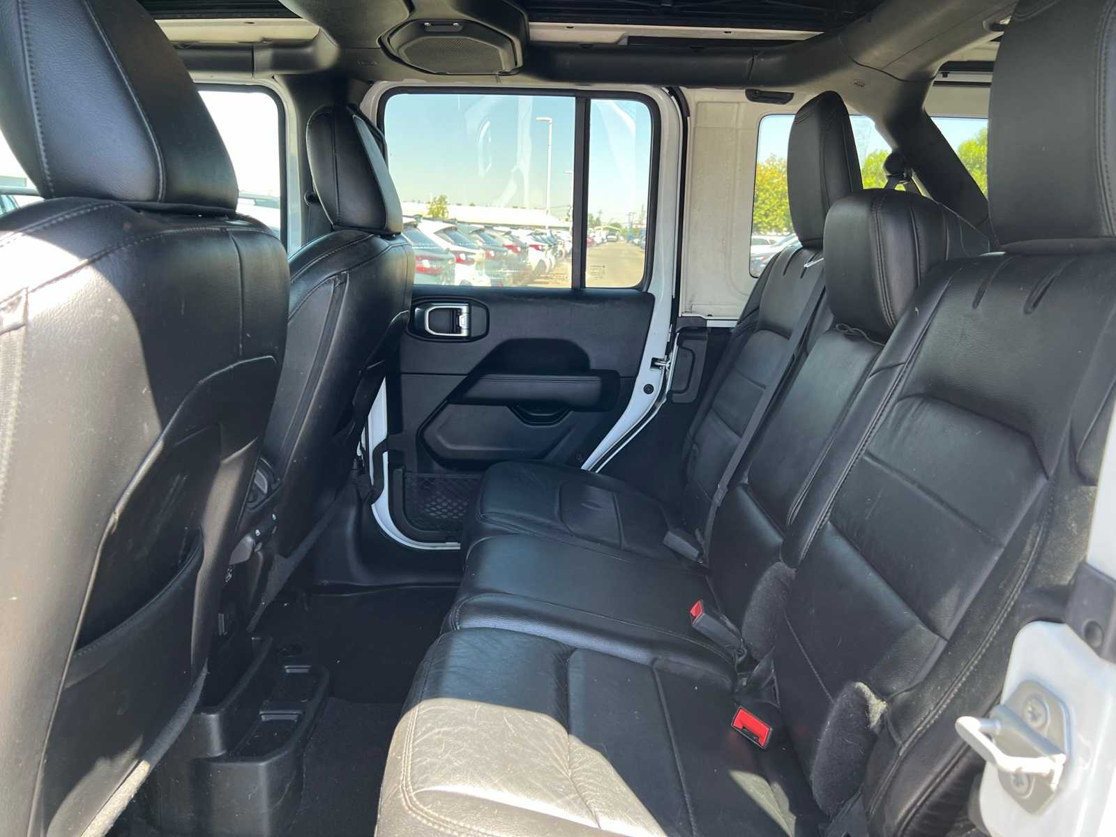 Thumbnail: 2021 Jeep Wrangler - 18