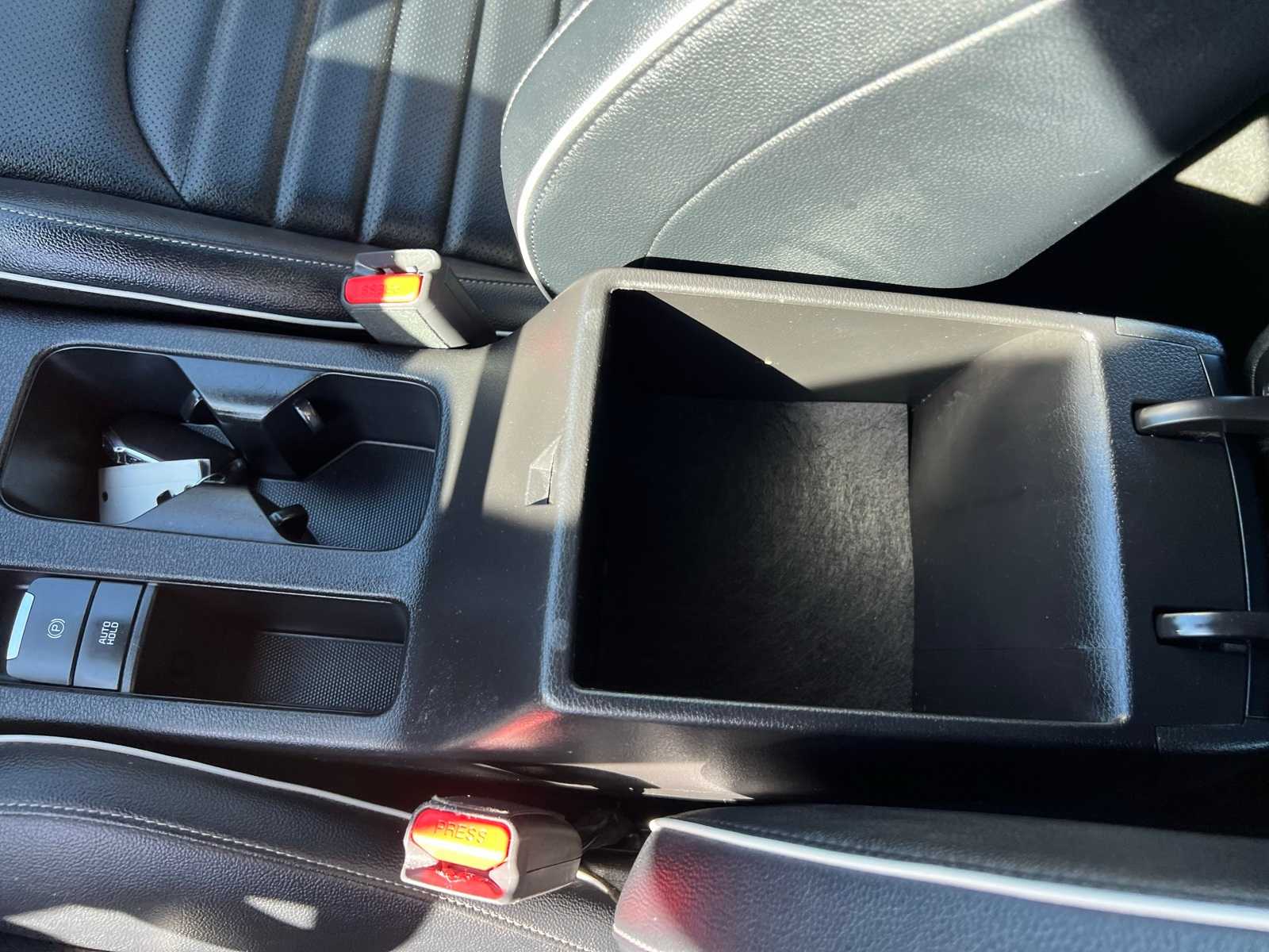 Thumbnail: 2023 Kia Forte - 40