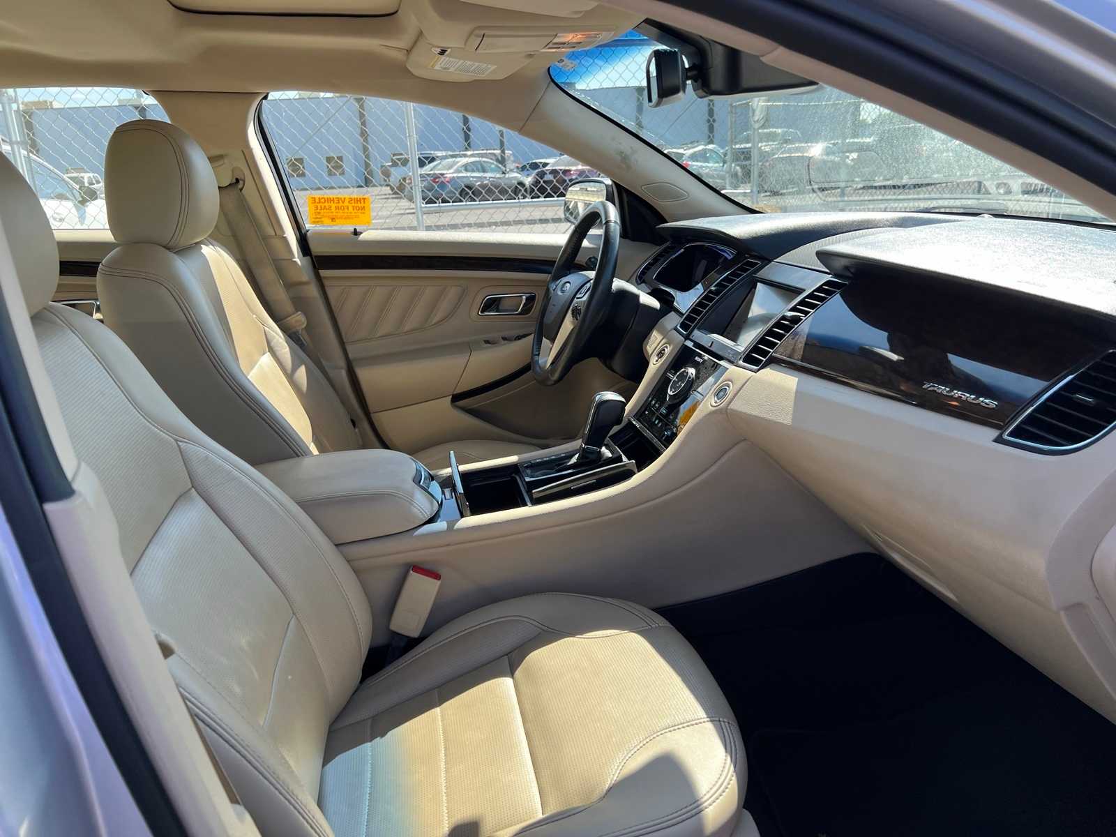 Thumbnail: 2019 Ford Taurus - 27