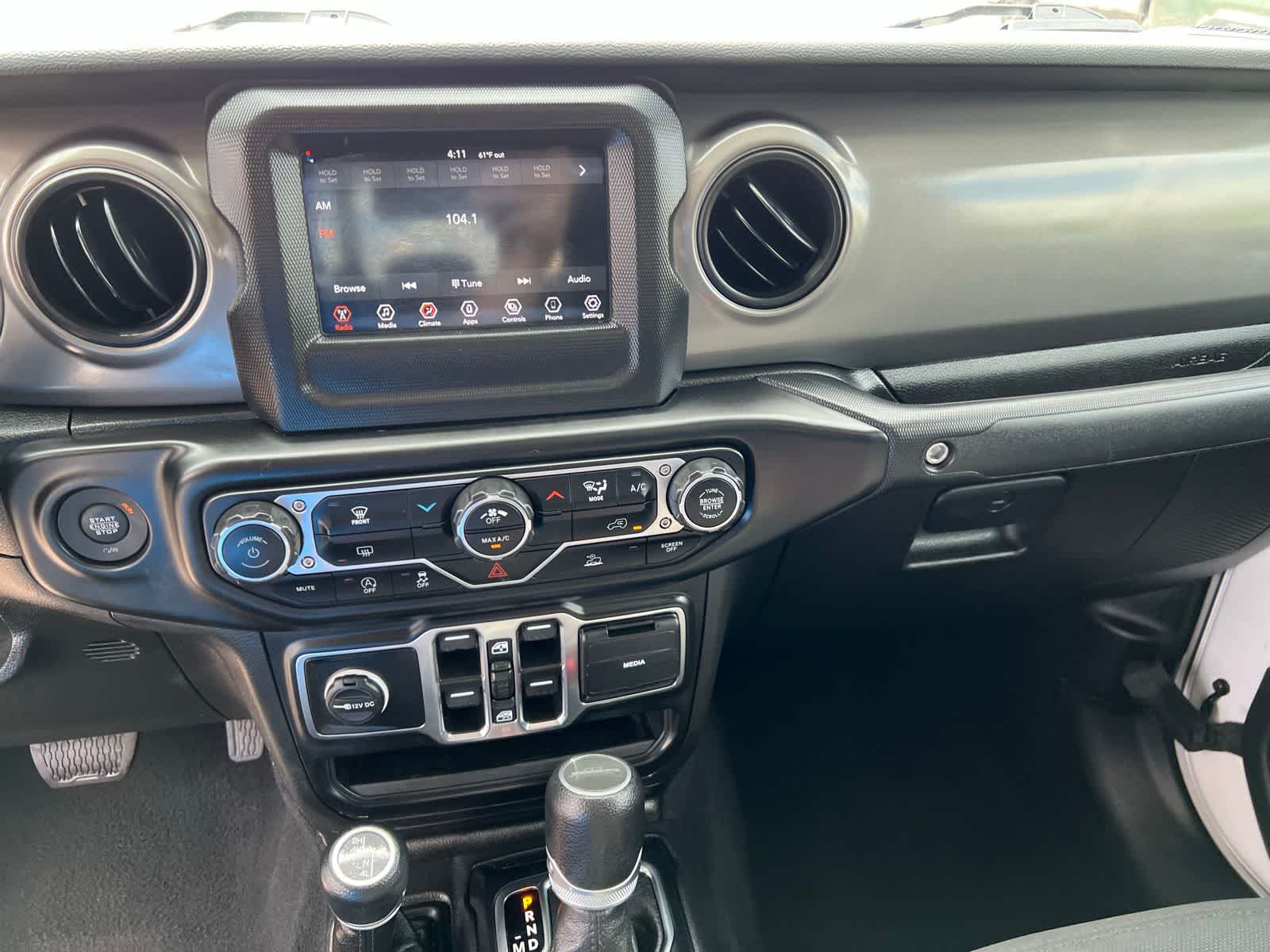 Thumbnail: 2023 Jeep Gladiator - 34