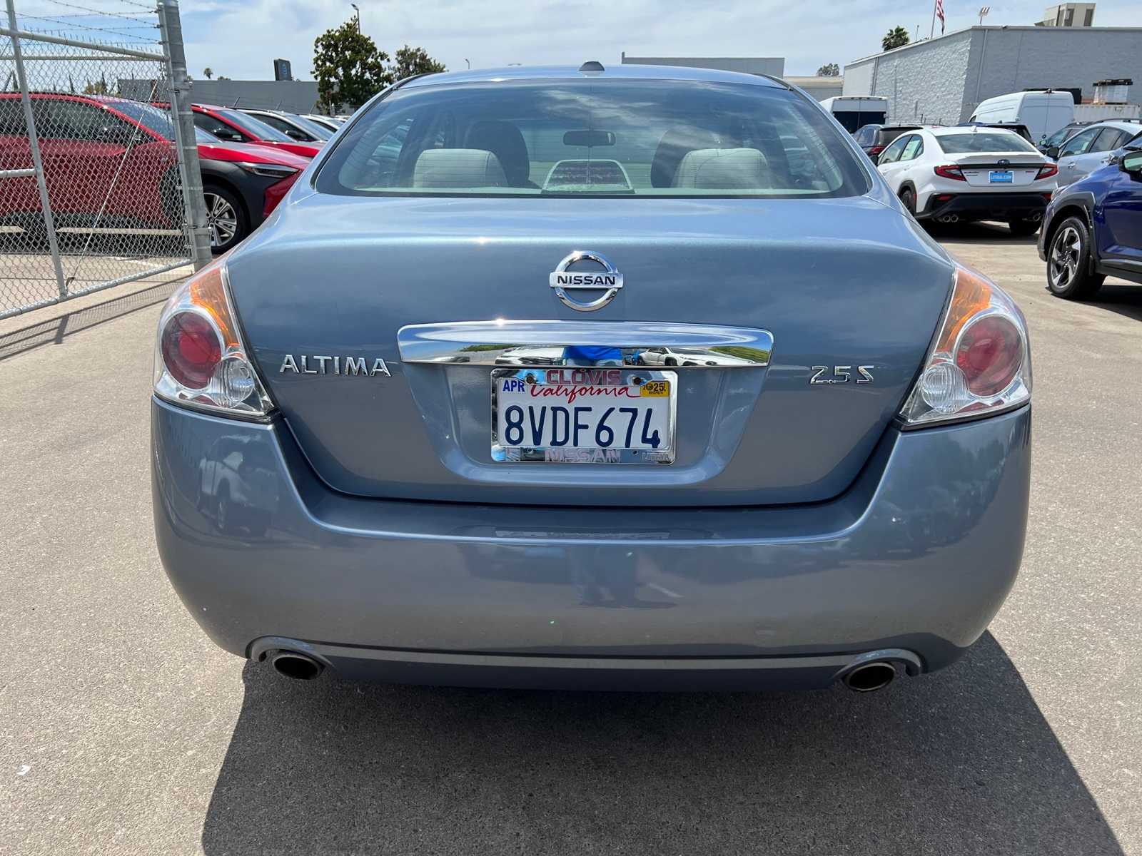 Thumbnail: 2012 Nissan Altima - 4