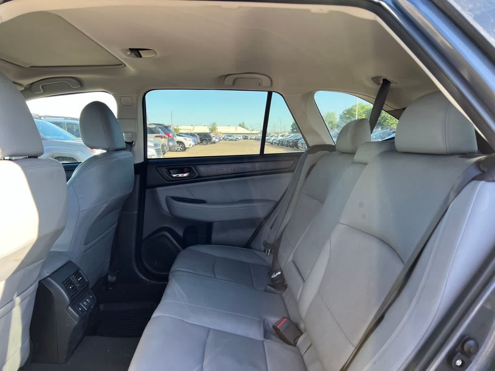 Thumbnail: 2019 Subaru Outback - 18