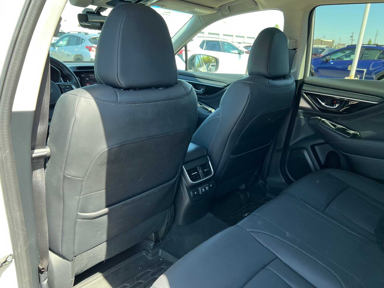 2022 Subaru Outback Limited 18