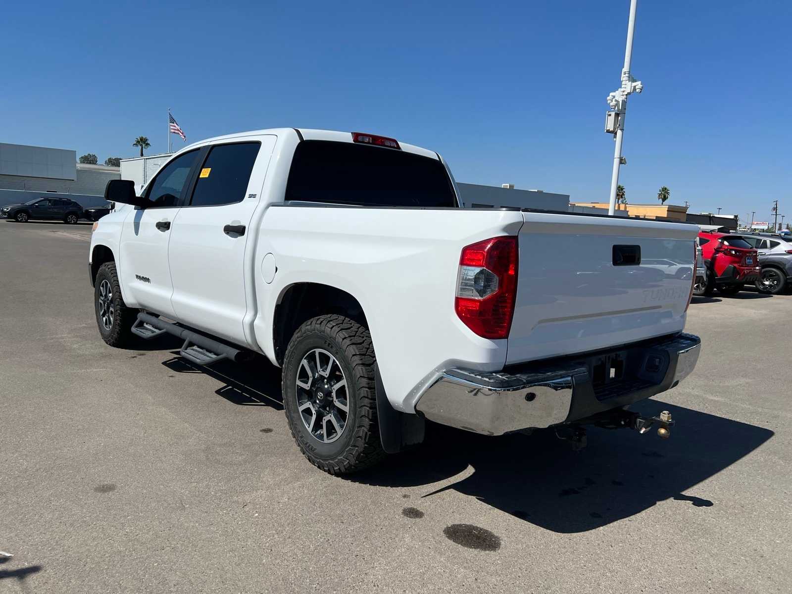 Thumbnail: 2015 Toyota Tundra - 3