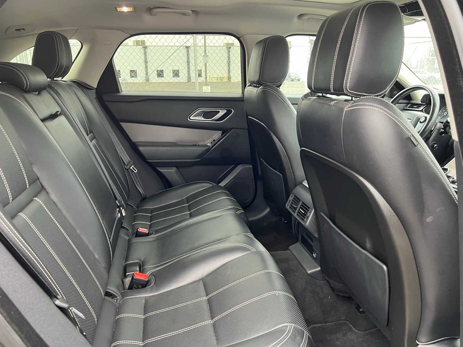 Thumbnail: 2020 Land Rover Range Rover Velar - 23