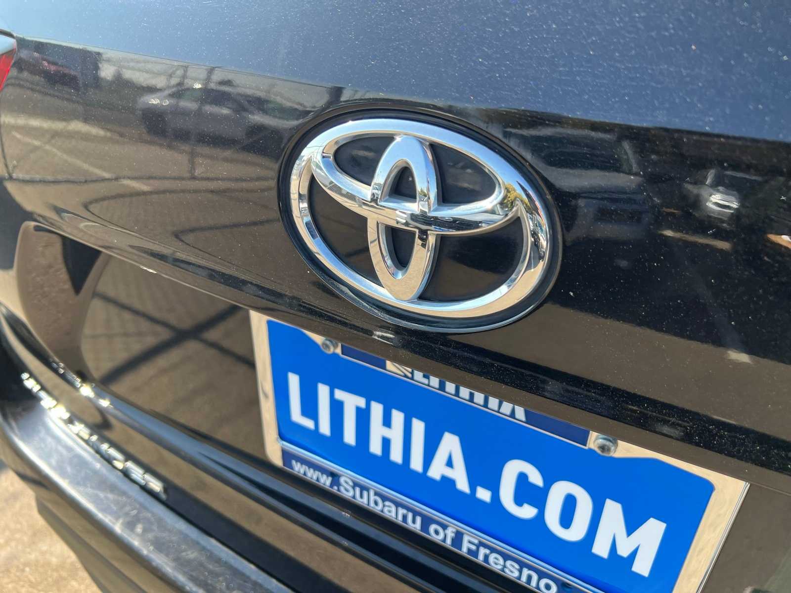 Thumbnail: 2023 Toyota Highlander - 6