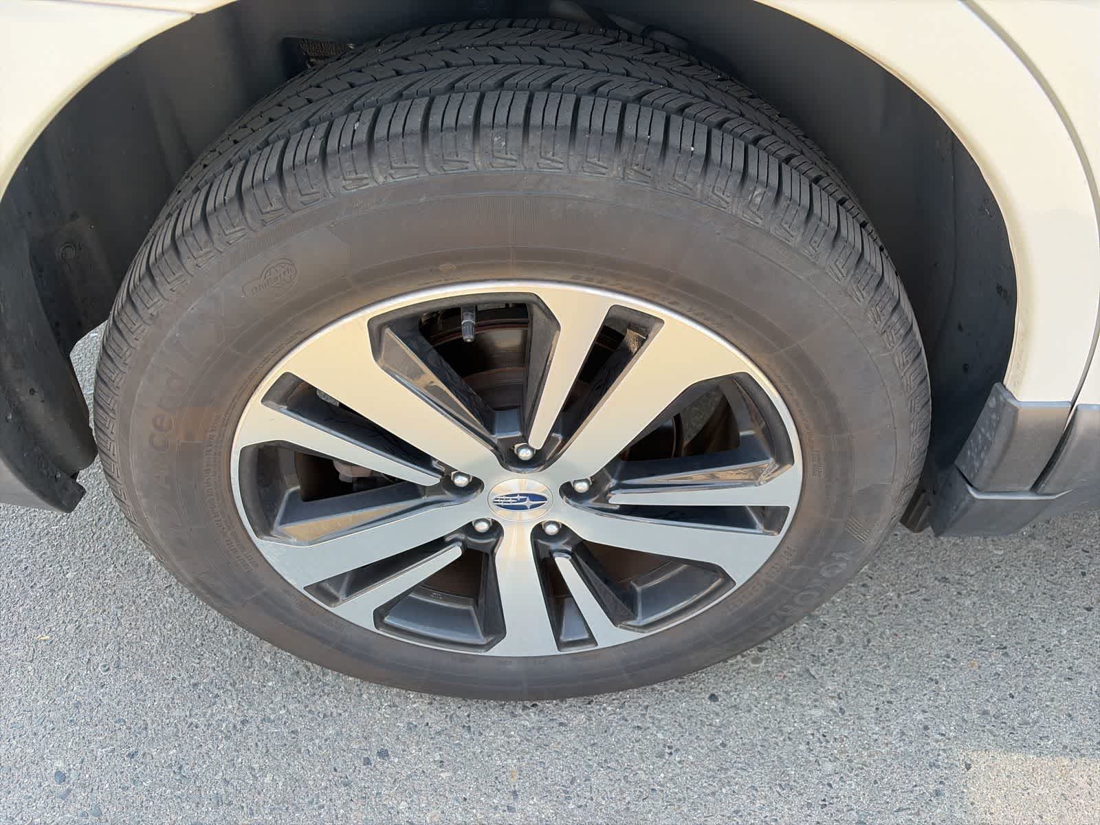 Thumbnail: 2019 Subaru Outback - 12