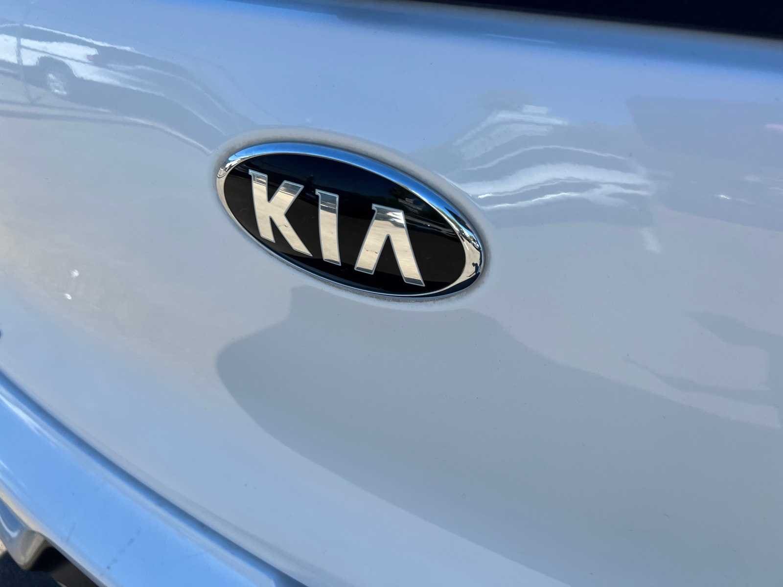 Thumbnail: 2018 Kia Niro - 6